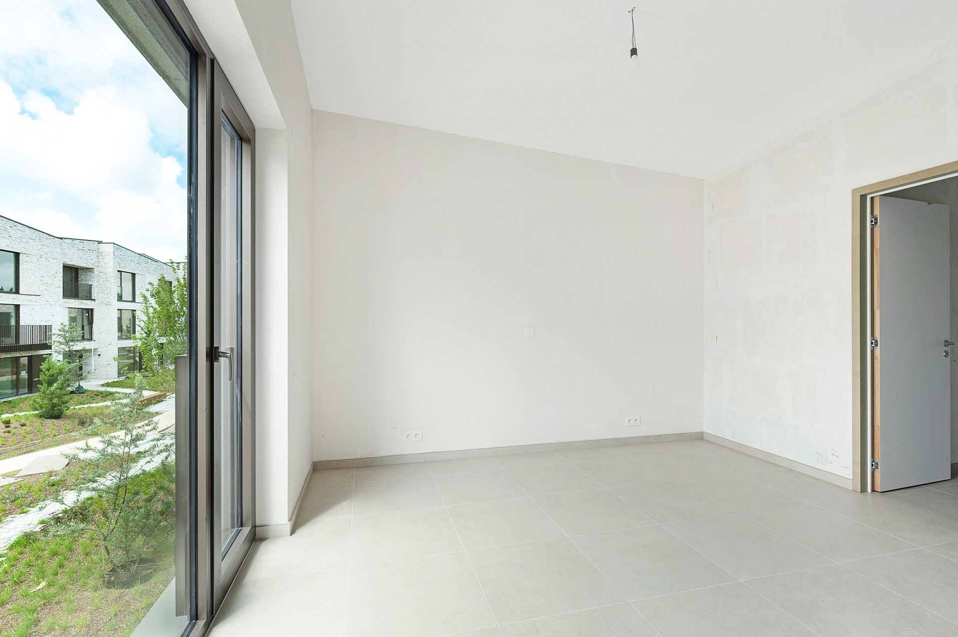 Ongemeubeld: moderne geothermische en energiezuinige woning te Knokke foto 26