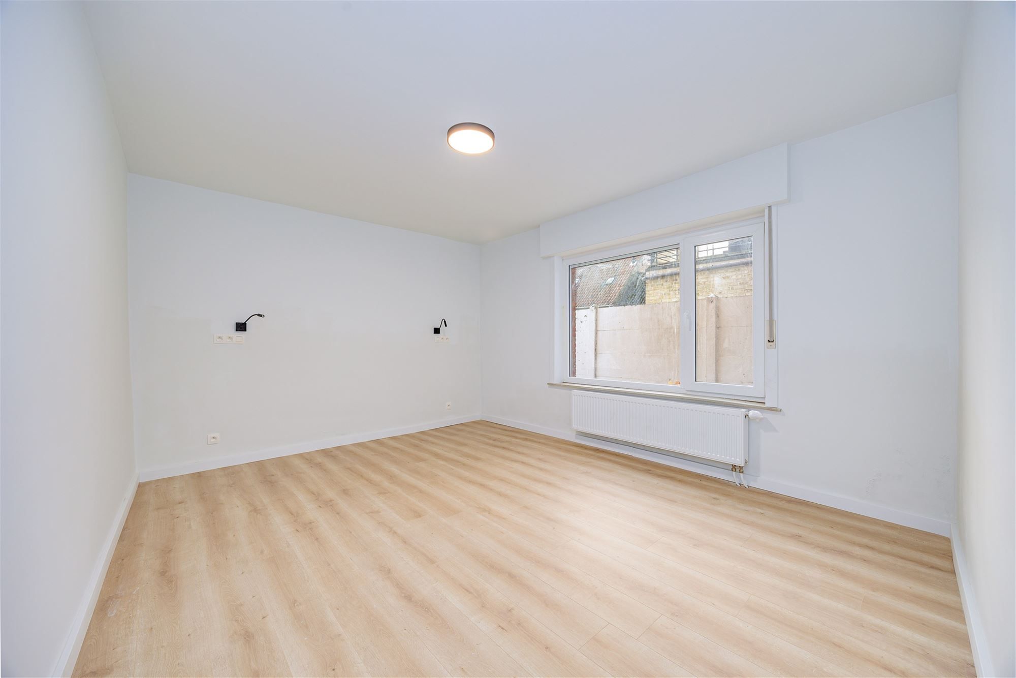 Gelijkvloers instapklaar appartement met tuin foto 11