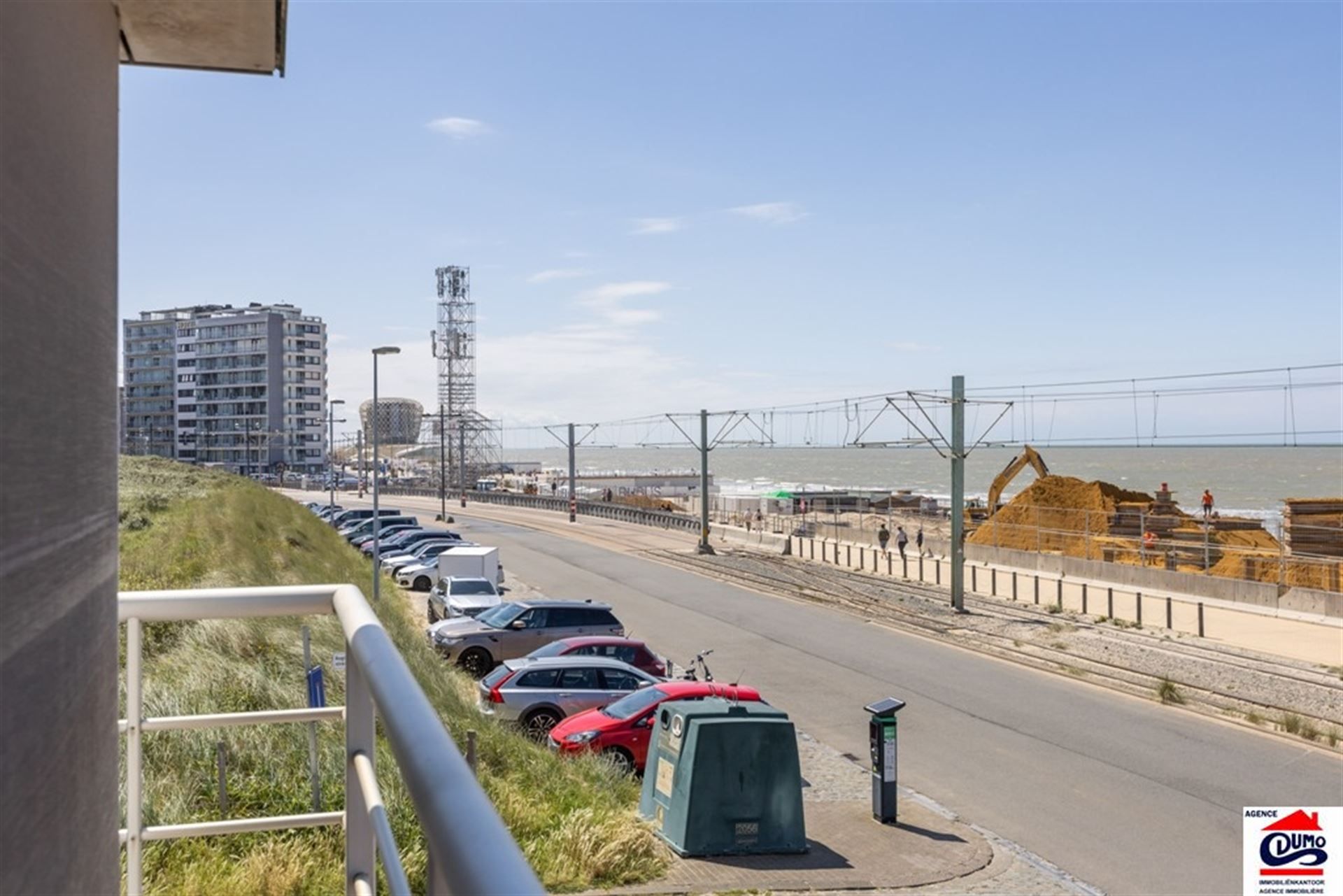 Gemeubeld appartement met 2 slaapkamers op de Zeedijk foto 8