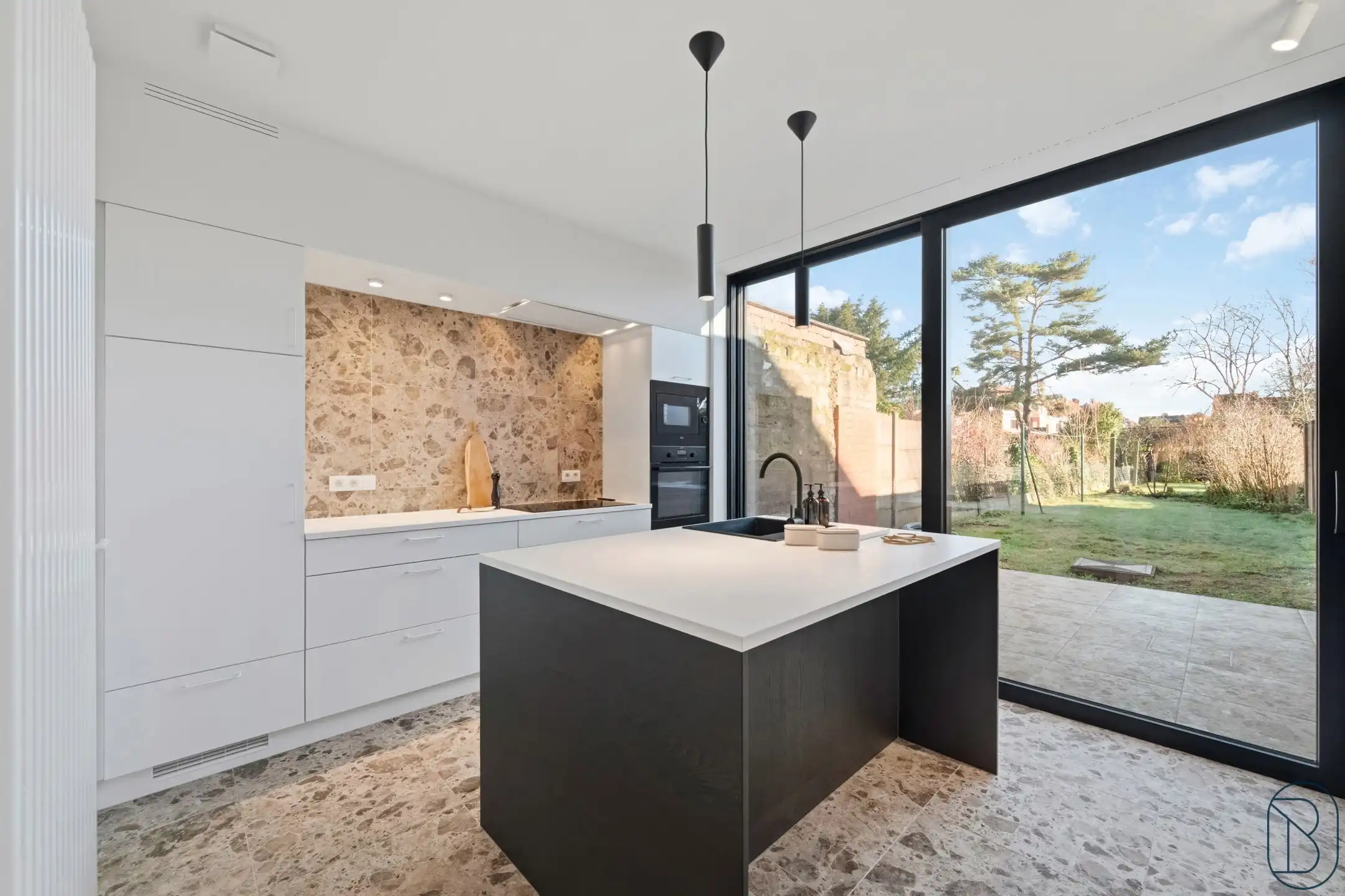 Volledig gerenoveerde architecturale parel met 3 slk & EPC B foto 8