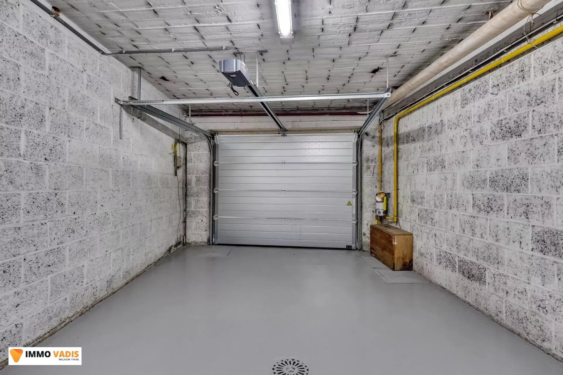 Karaktervolle herenwoning met vier slaapkamers, inpandige garage en tuin foto 21