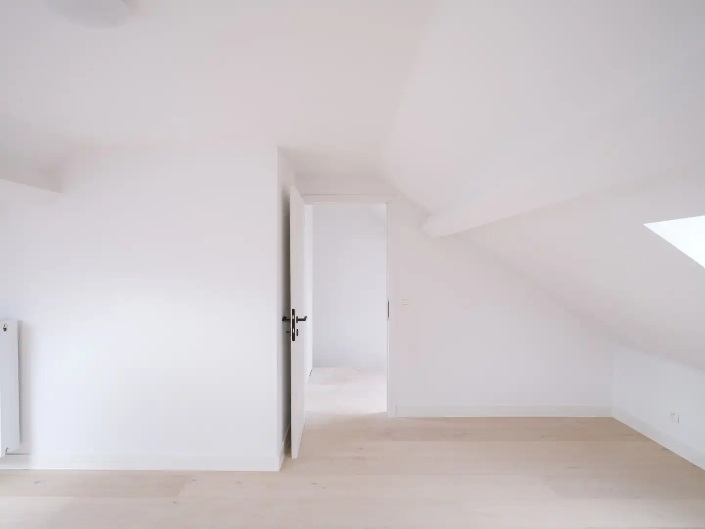 Gerenoveerd duplexappartement met twee slaapkamers in Gent foto 8