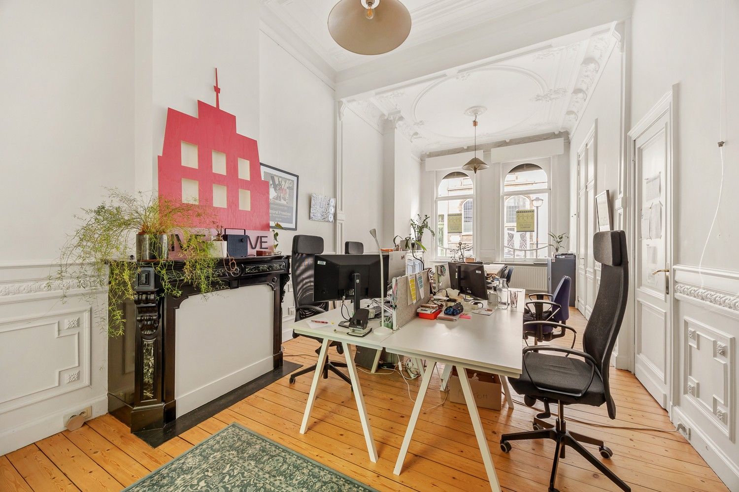 Eclectische herenhuis van ±325m² met mogelijks 5 slaapkamers en een tuin van liefst ±115m² te Zurenborg! foto 17