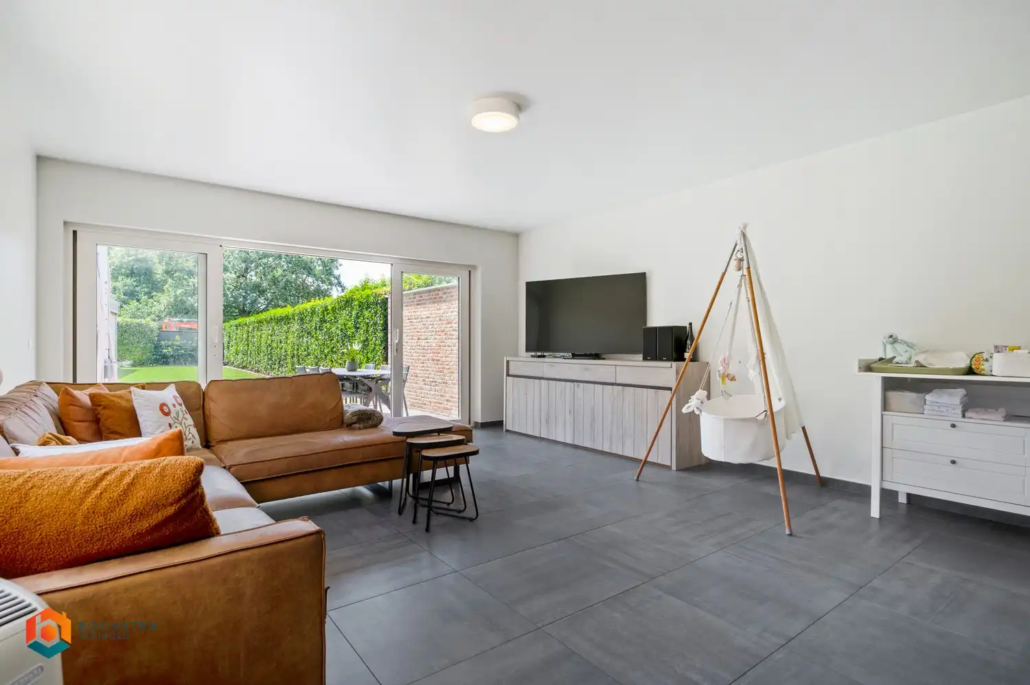 Energiezuinige woning op perceel van 527 m² met 4 slpks en bureau foto 3