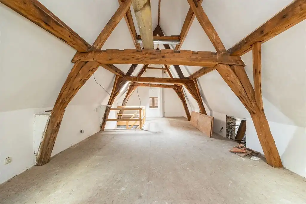  Uniek, karaktervol 16e eeuws gebouw in hartje centrum foto 26