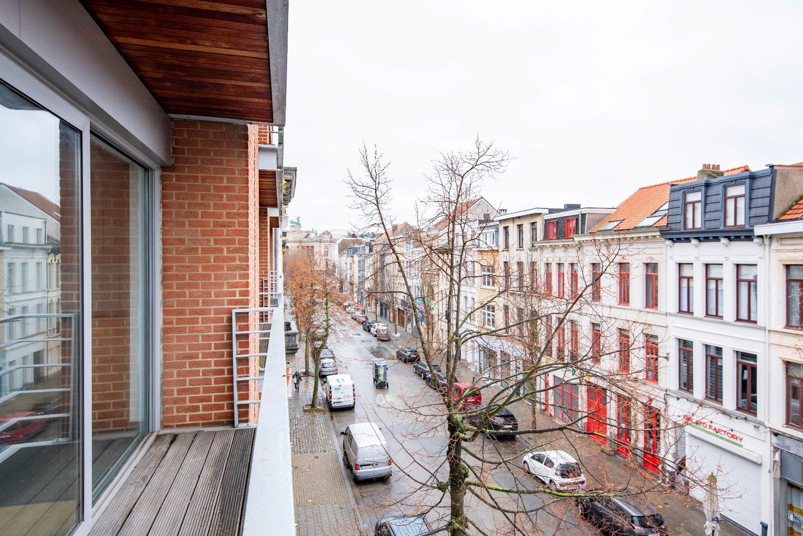 Ruim en licht appartement op het Zuid  foto 7