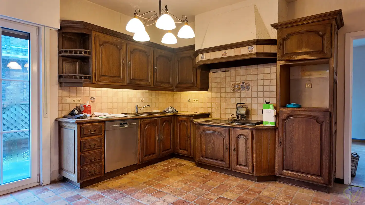 Zonnig en rustig gelegen alleenstaande woning te Eeklo! foto 4