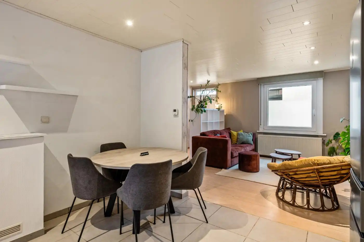 Gesloten bebouwing met 2 slpk., tuinberging en tuin foto 9