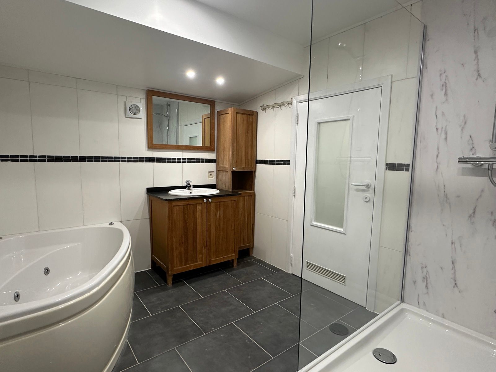 Appartement te huur foto 16