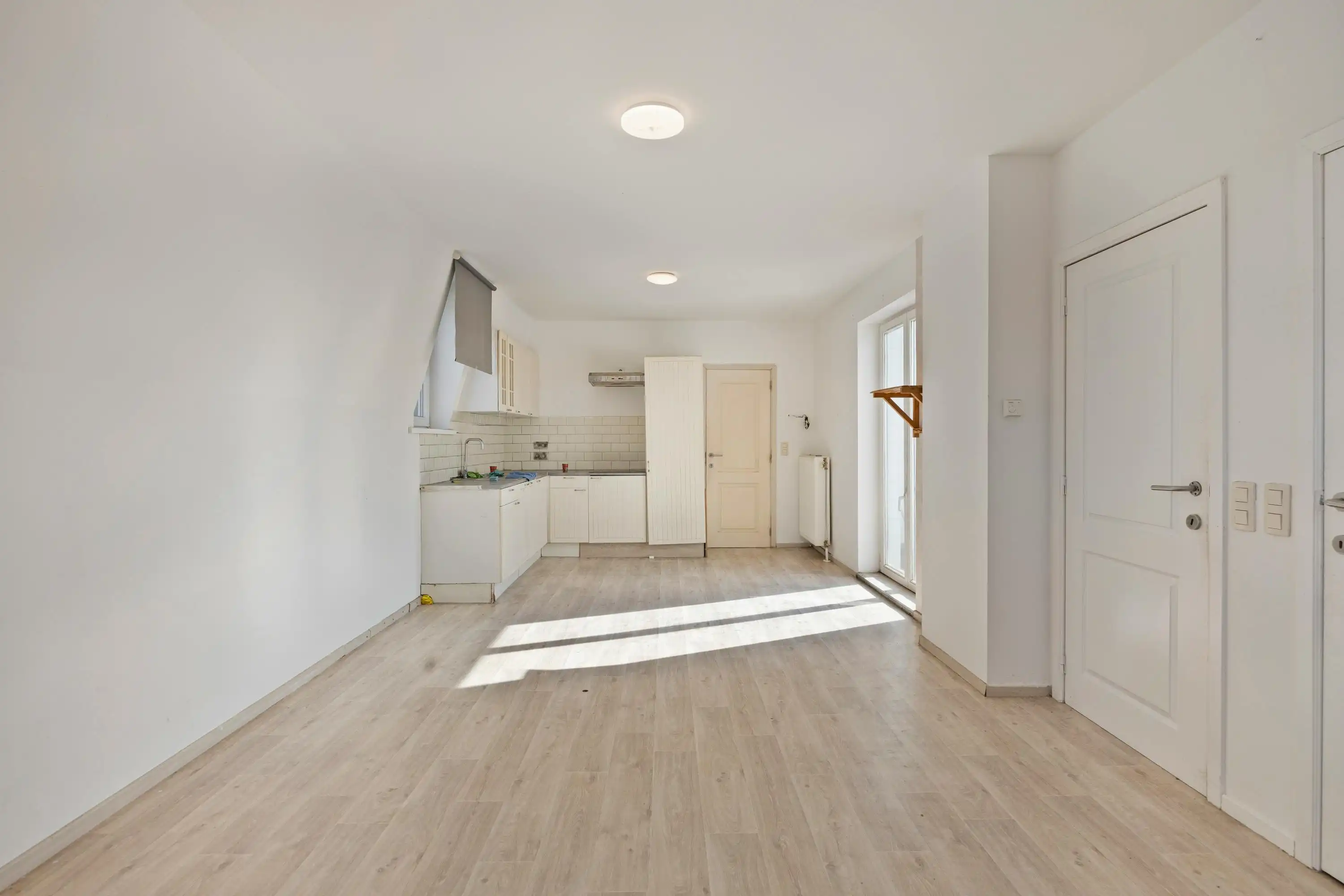 Appartement met 1 slaapkamer te koop in Deurne!  foto {{pictureIndex}}