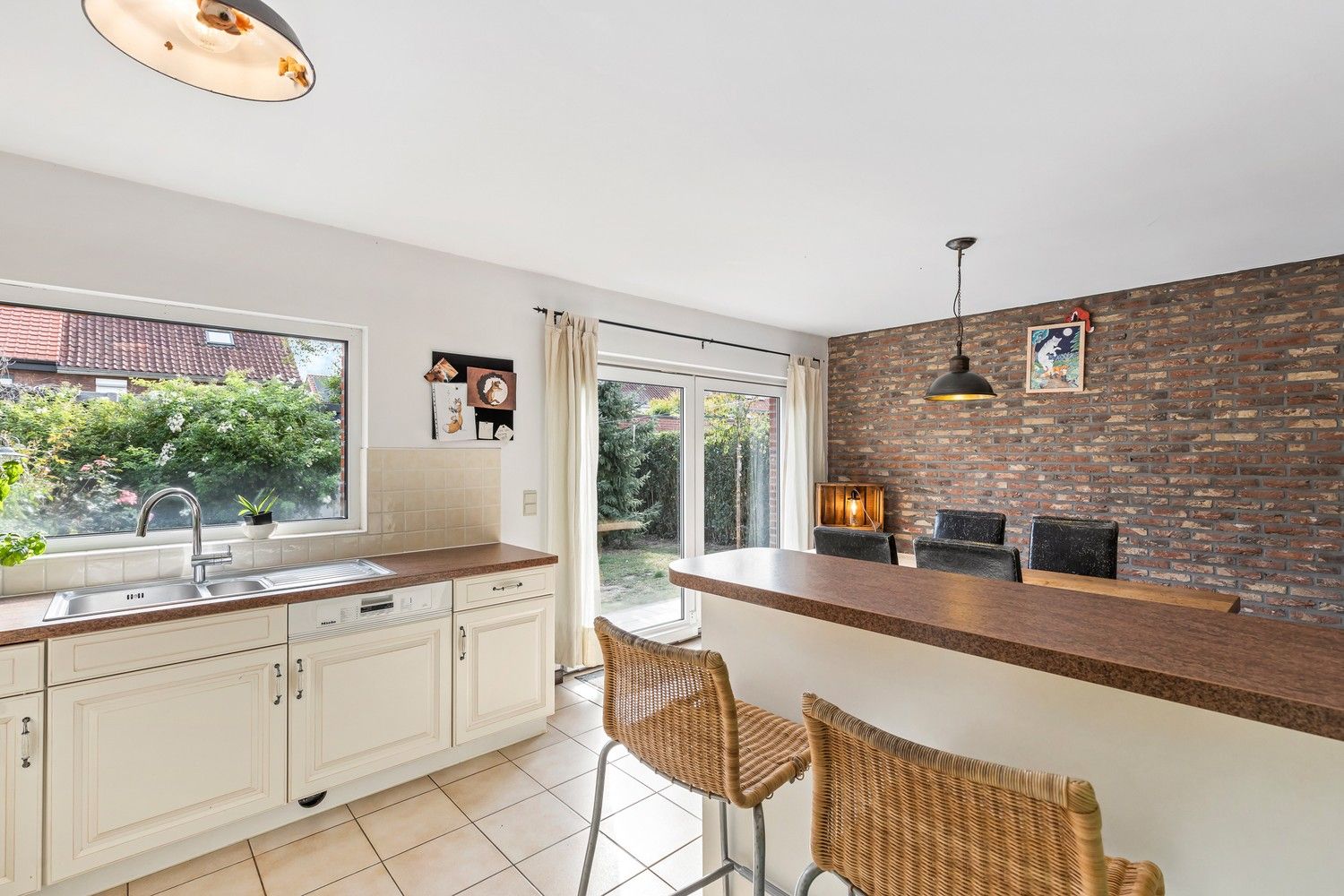Zeer fijne woning met 3 slpkrs, garage en EPC C foto 9