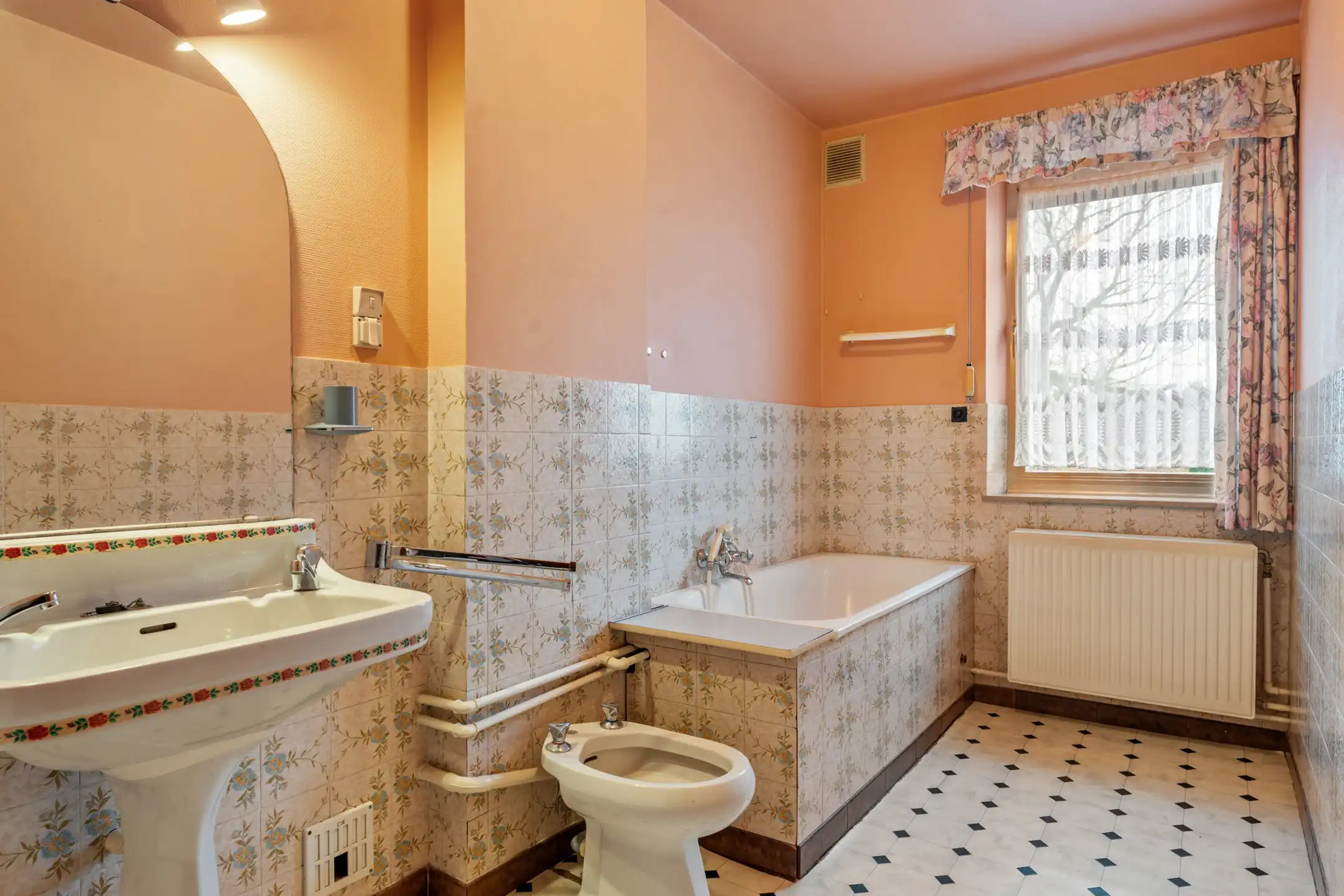 Te renoveren woning met garage op 4a30 te Zussen foto 18