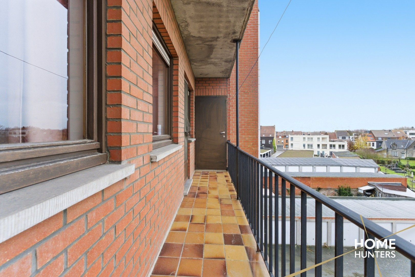 Lichtrijk 2-slaapkamerappartement op gunstige ligging te Ieper foto 18