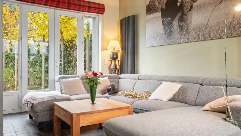 Ruime woning van 256m² op 10 are 32 ca foto 4