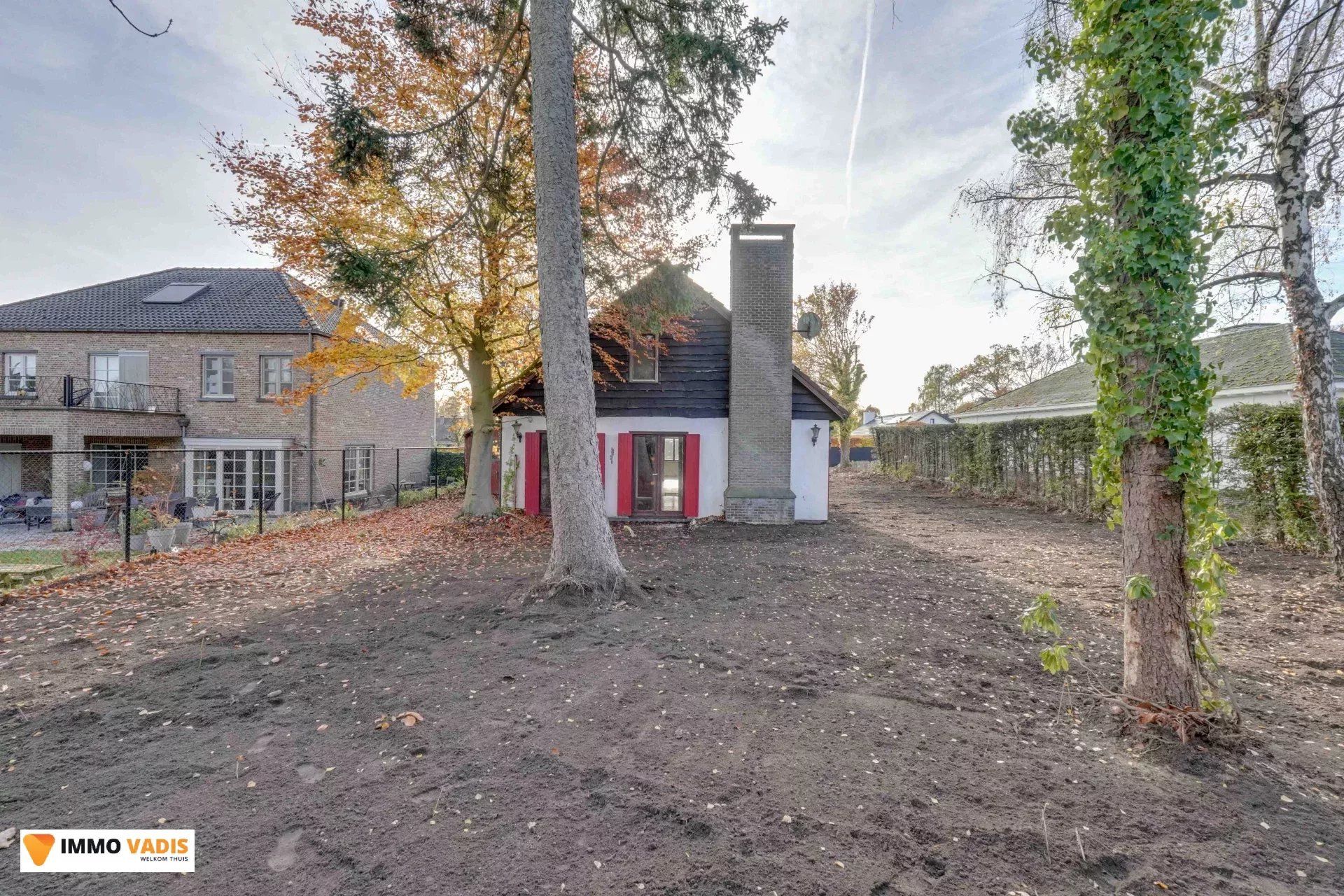 Woning met vijf slaapkamers en inpandige garage foto 4