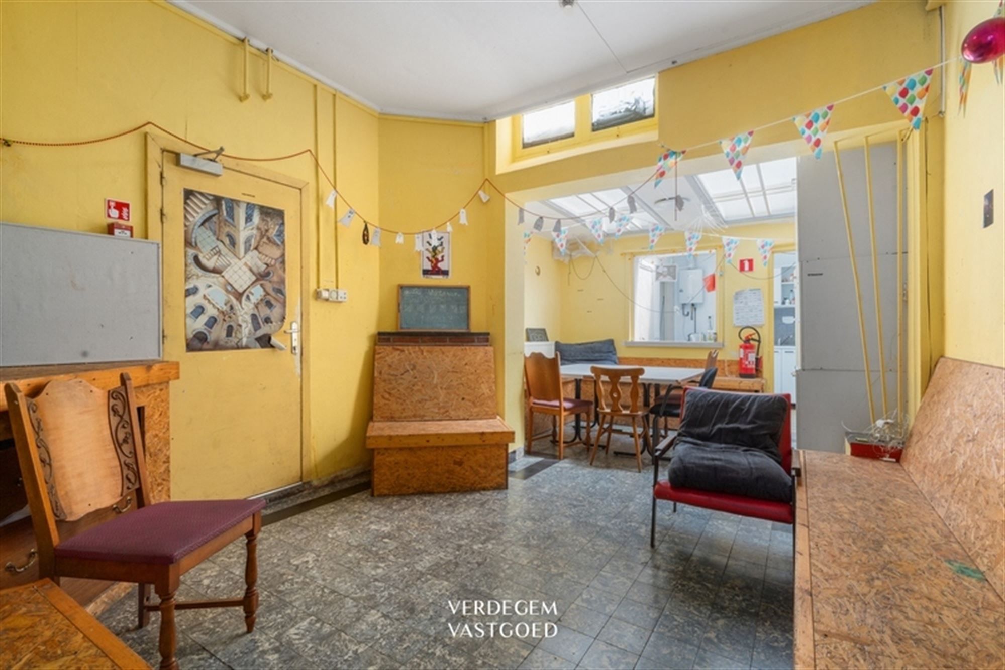 Opbrengsteigendom met 15 studentenkamers foto 16