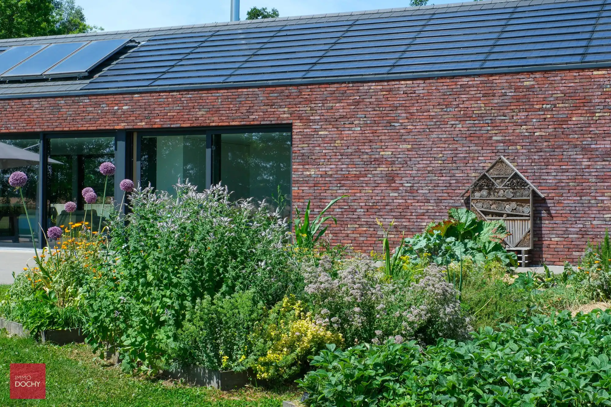 Tijdloze luxe-villa met landelijk zicht foto 15