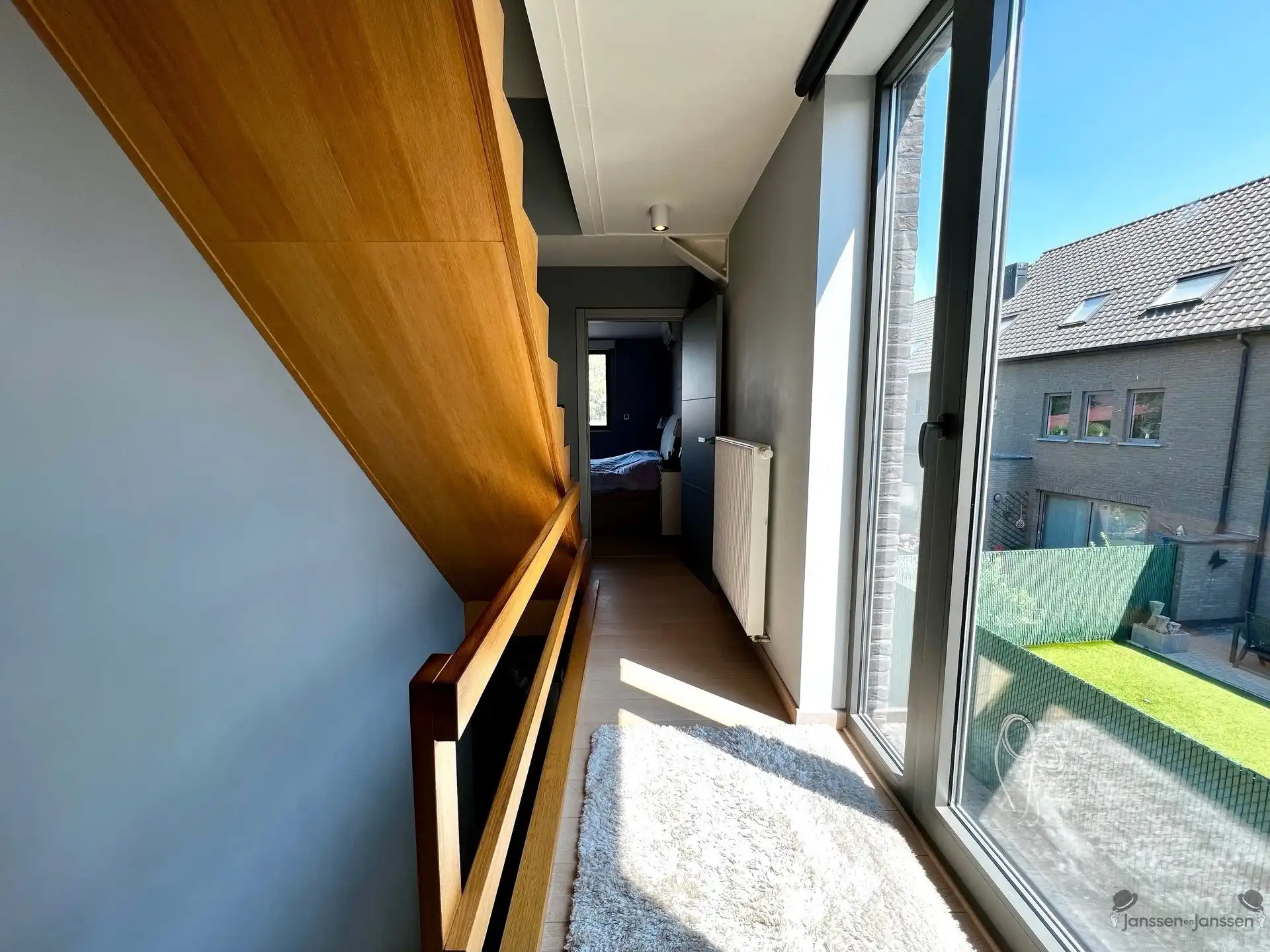 Topwoning voorzien van alle comfort  foto 13