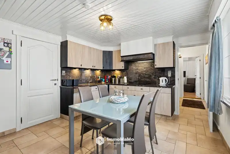 RUIME GERENOVEERDE WONING MET 3 SLPK TE KOOP IN WACHTEBEKE foto 14