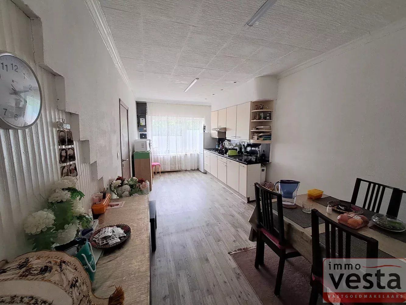 Rijwoning aan de stadsrand foto 4