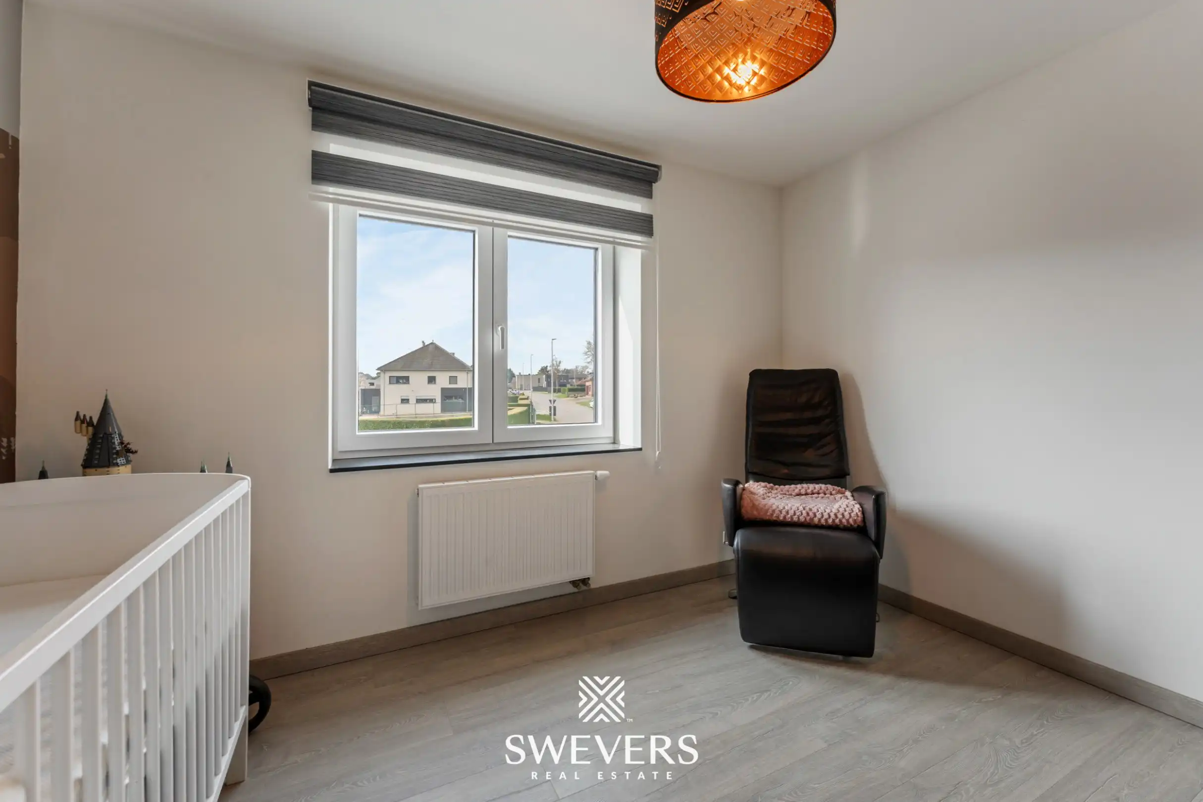 Modern wonen met garage en 3 volwaardige slaapkamers foto 16