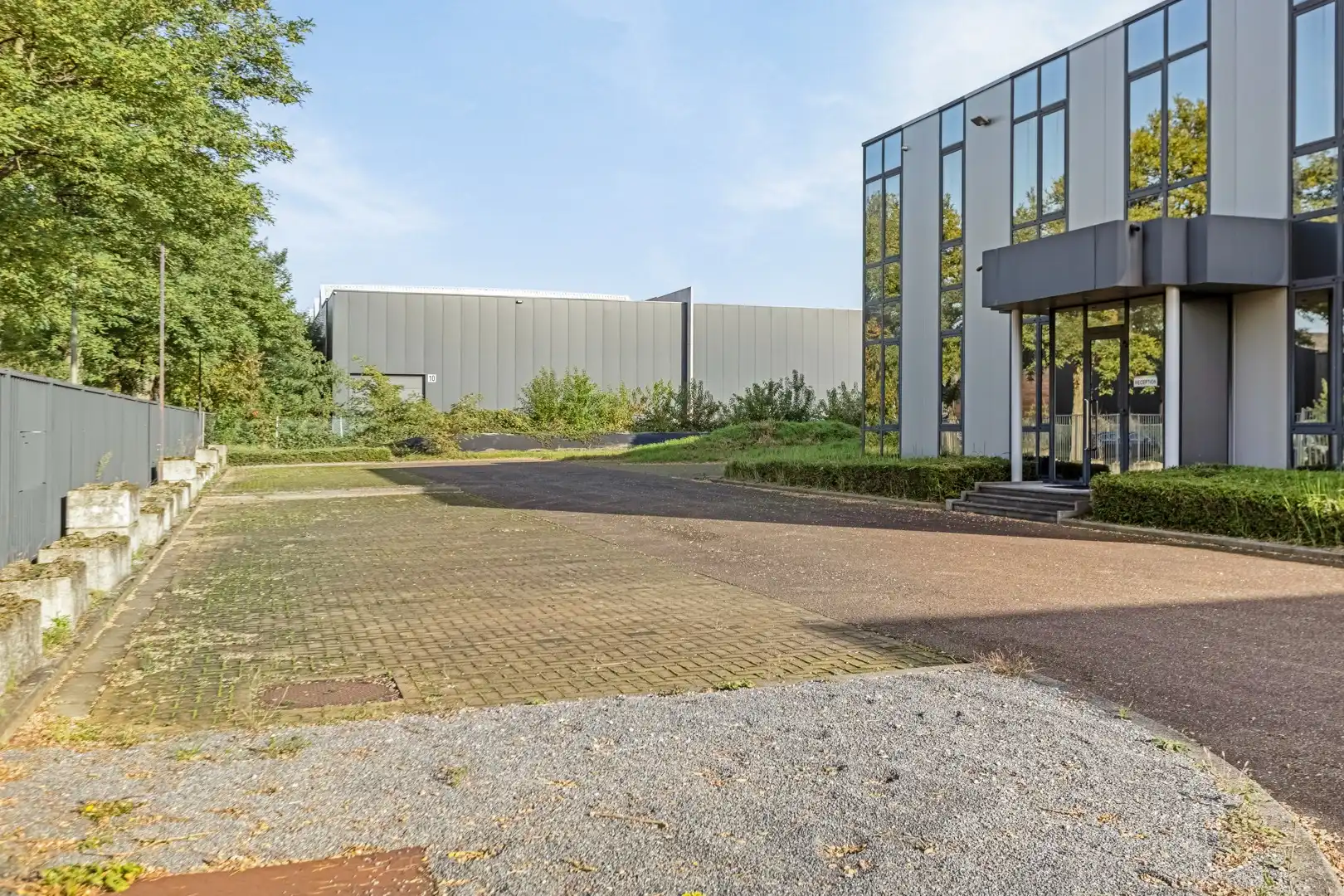 Kantoorruimtes te huur in Dilsen-Stokkem foto 10