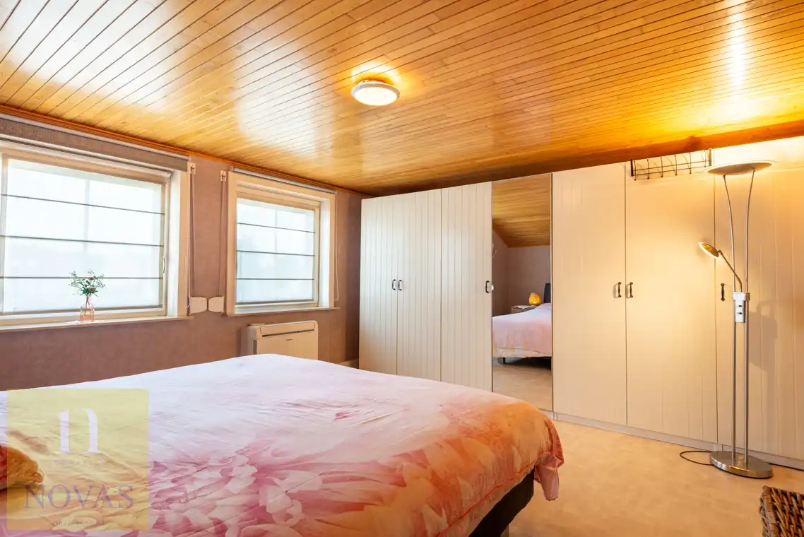 Op heel geliefde locatie, 3 - 4 slaapkamers, zonnepanelen, perceel 10are50ca foto 27