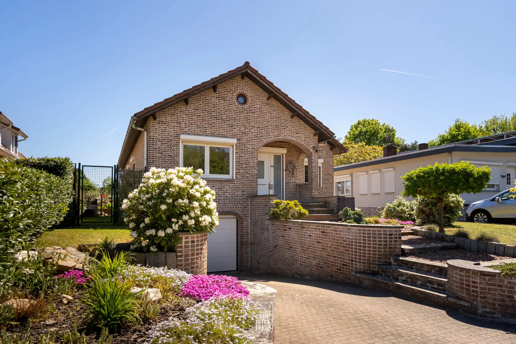 Ruime gezinswoning met garage en tuin in Maasmechelen! foto 22