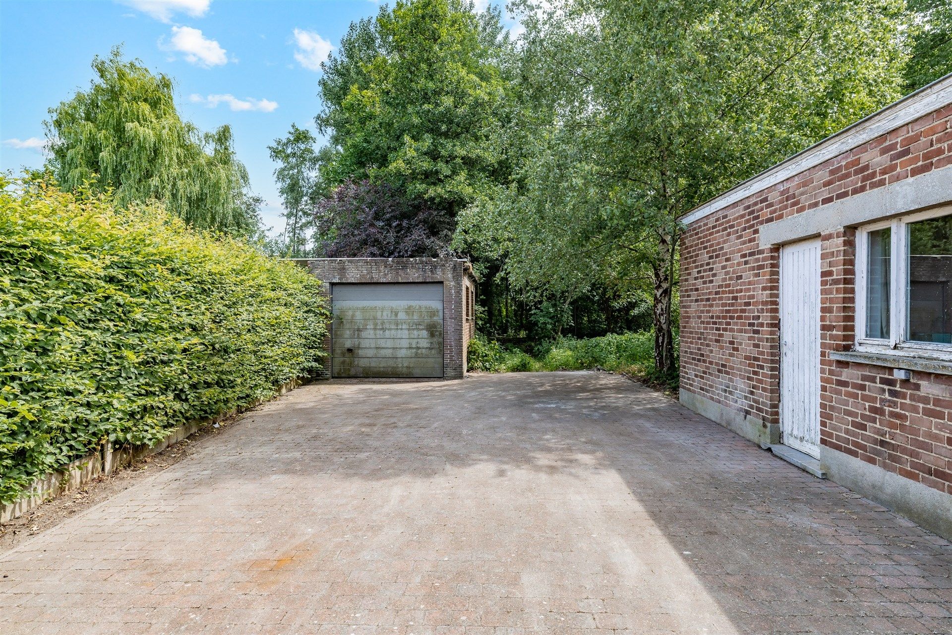 Halfopen renovatiewoning met  verdere mogelijkheden in centrum Wetteren foto 21
