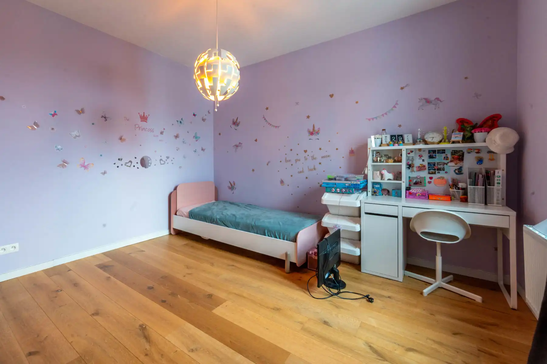 Instapklare, ruime gezinswoning met 5 slaapkamers en praktijkruimte te Boom. foto 12