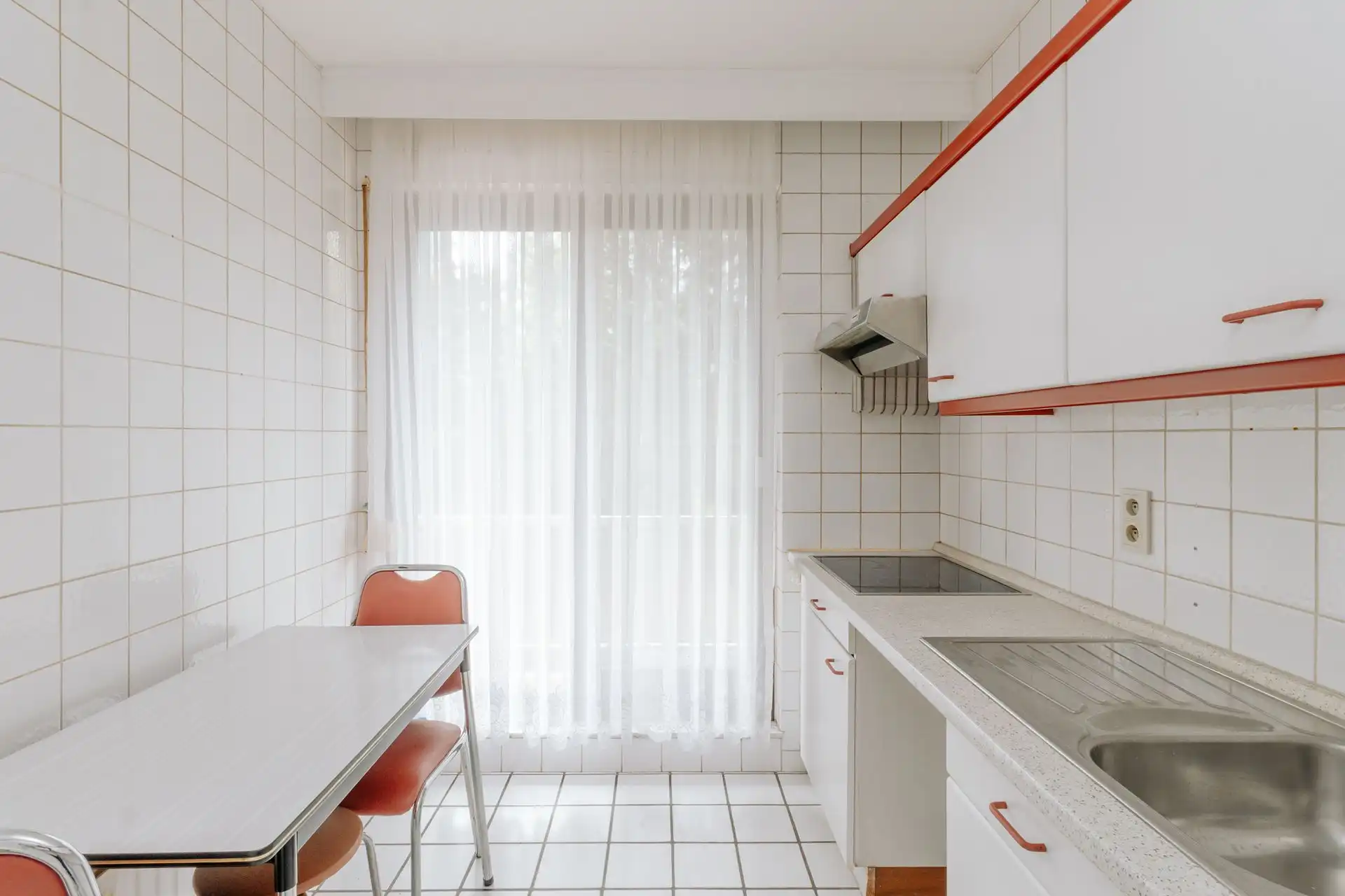 Tweeslaapkamer appartement met twee terrassen en garage foto 8