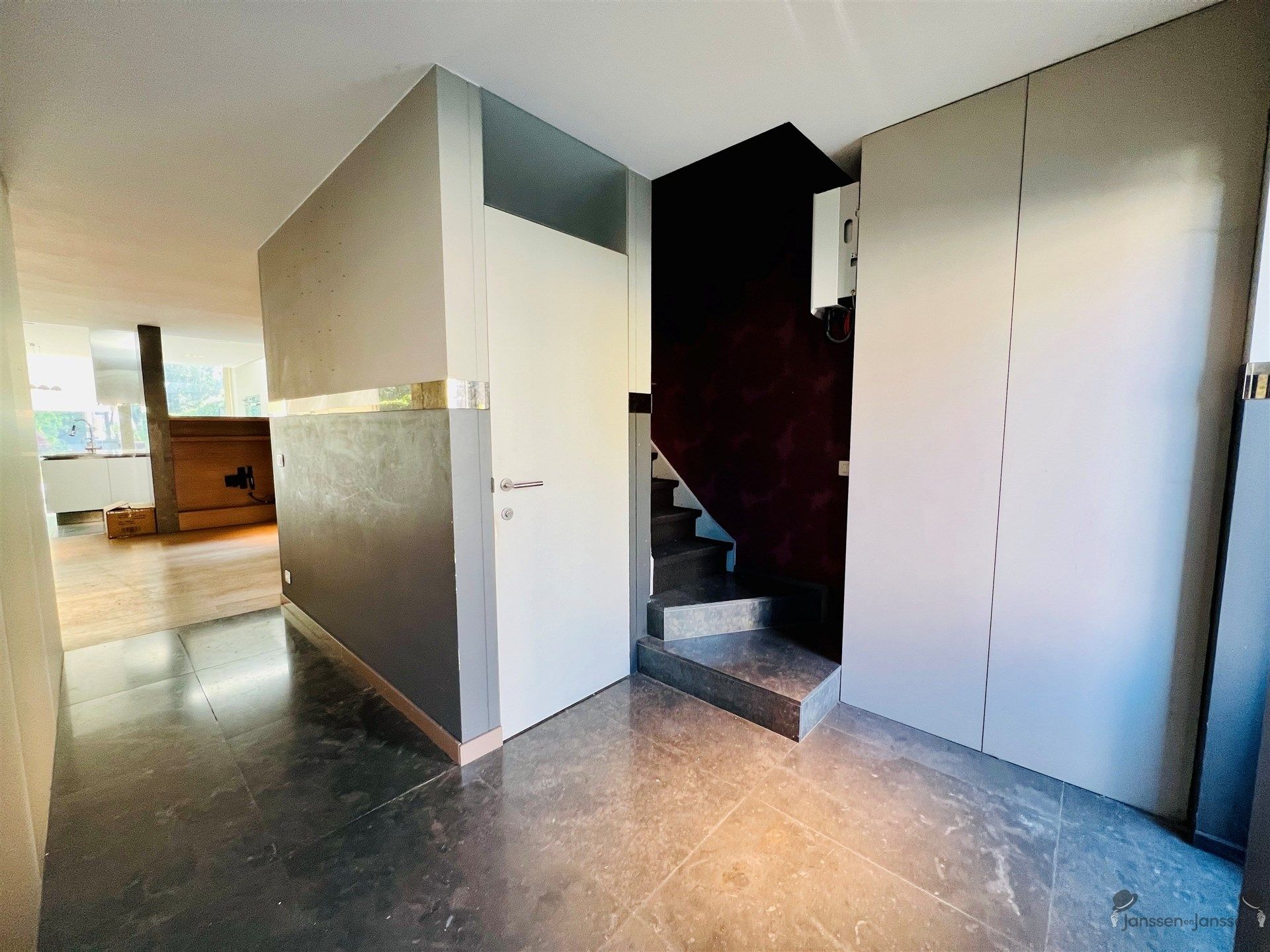Rijwoning met 3 slaapkamers & tuin foto 2