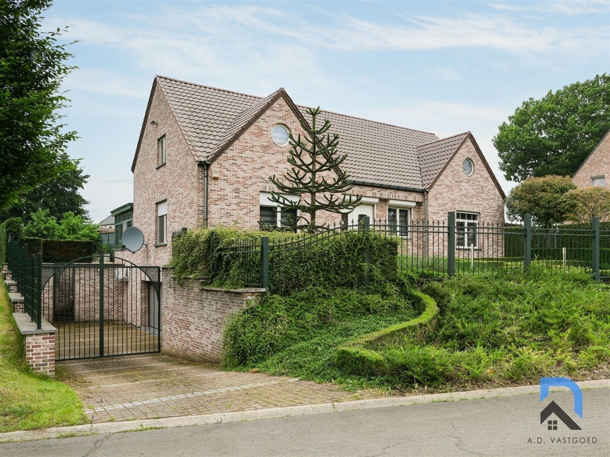 Prachtige woning op toplocatie met ruime tuin foto 36