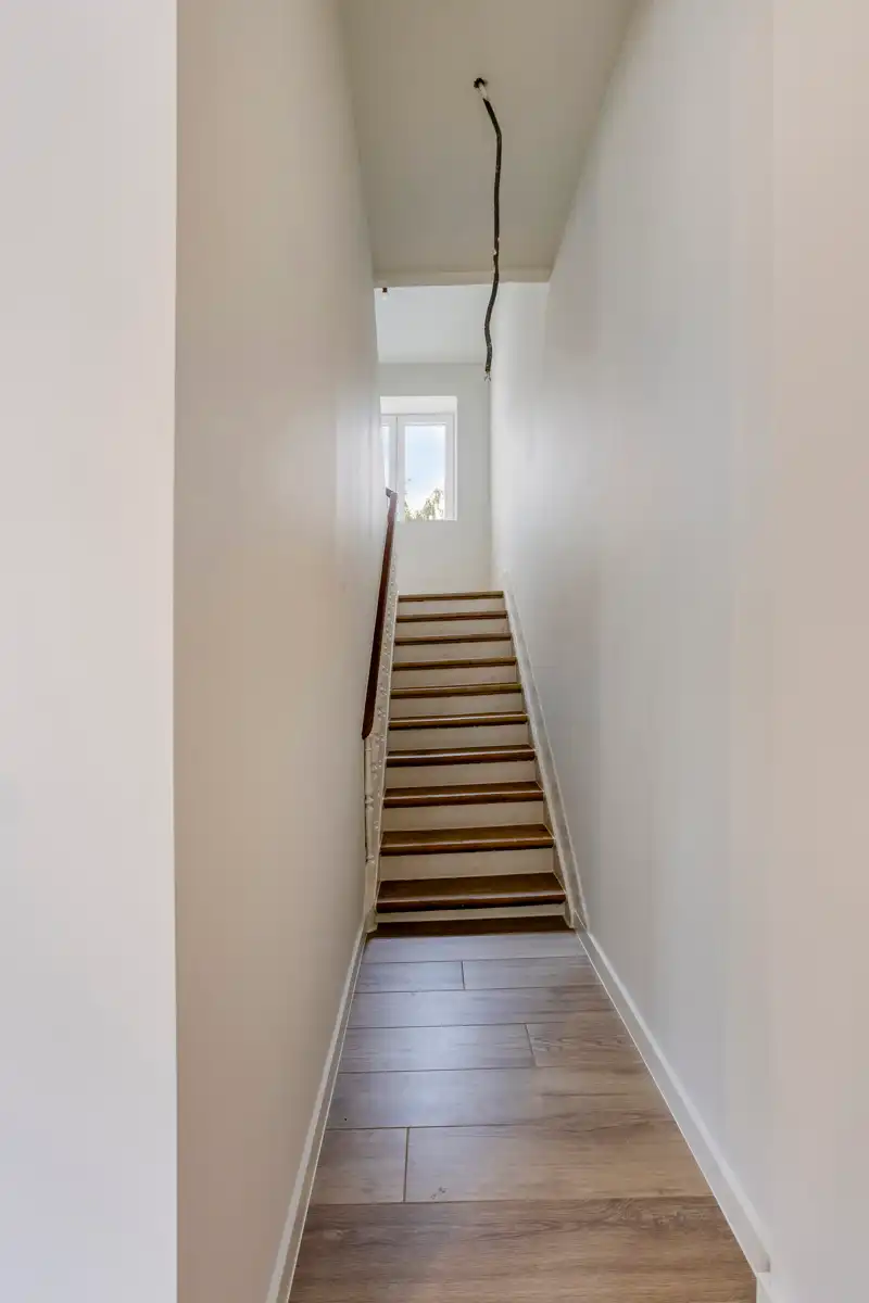 Stijlvol gerenoveerd duplex-appartement met terras foto 14