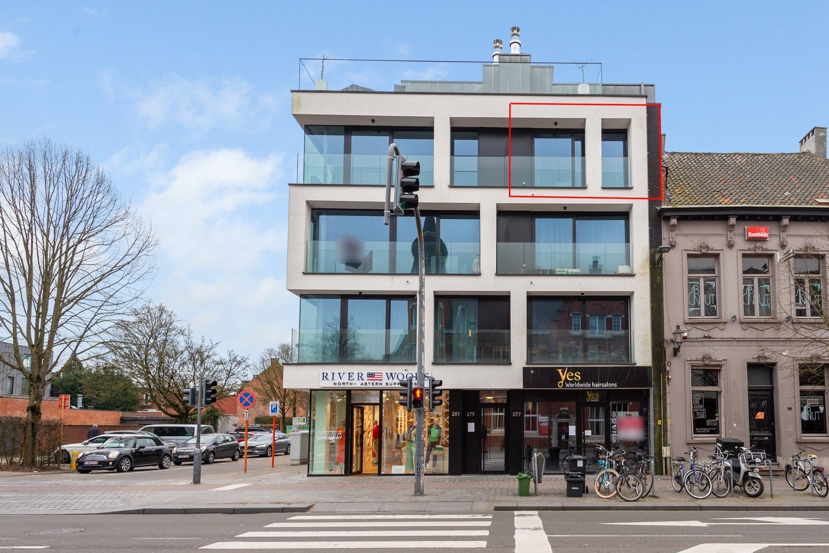 Als nieuw appartement in centrum van Brasschaat met terras foto 10