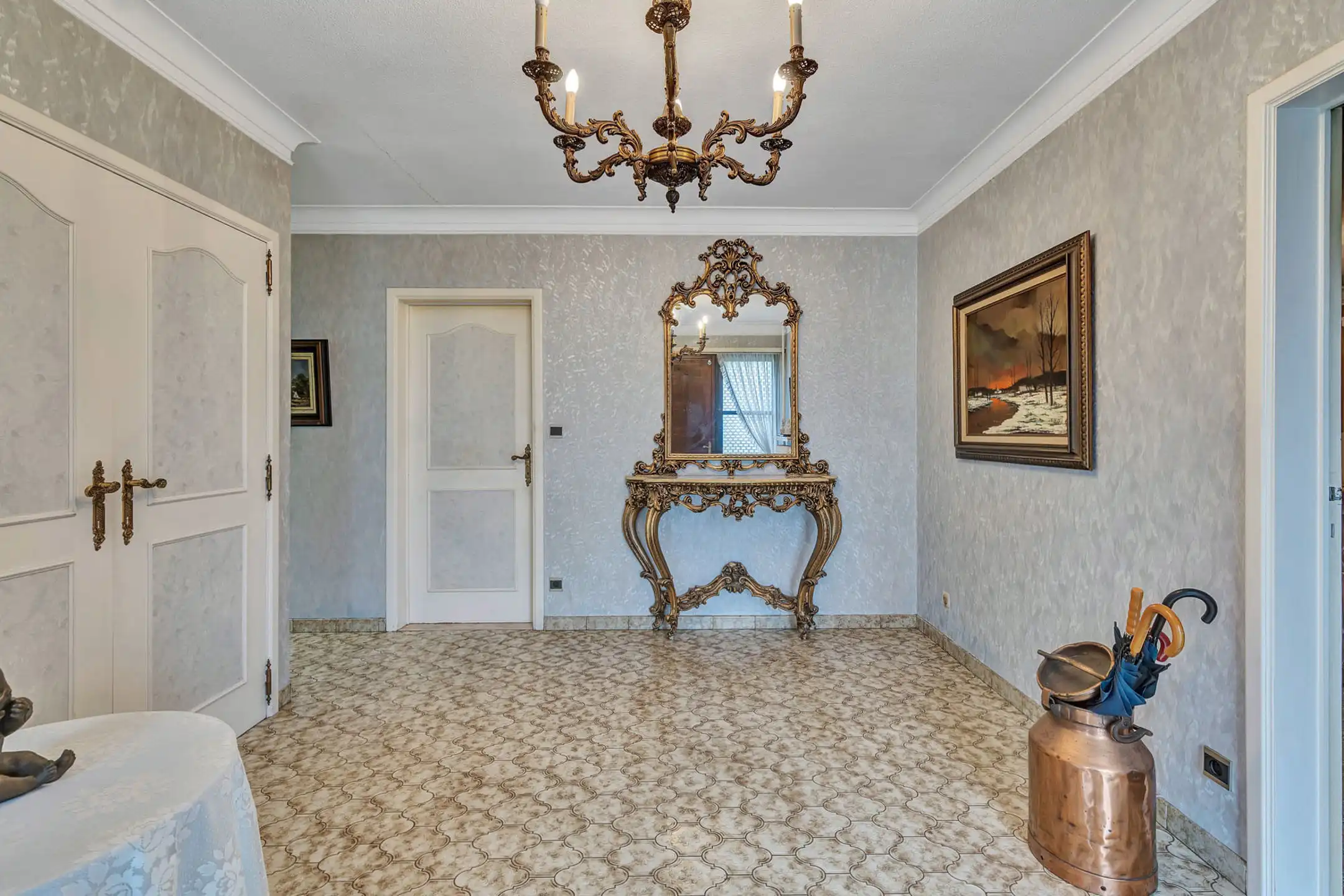 Te renoveren bungalow op toplocatie in Deinze foto 2