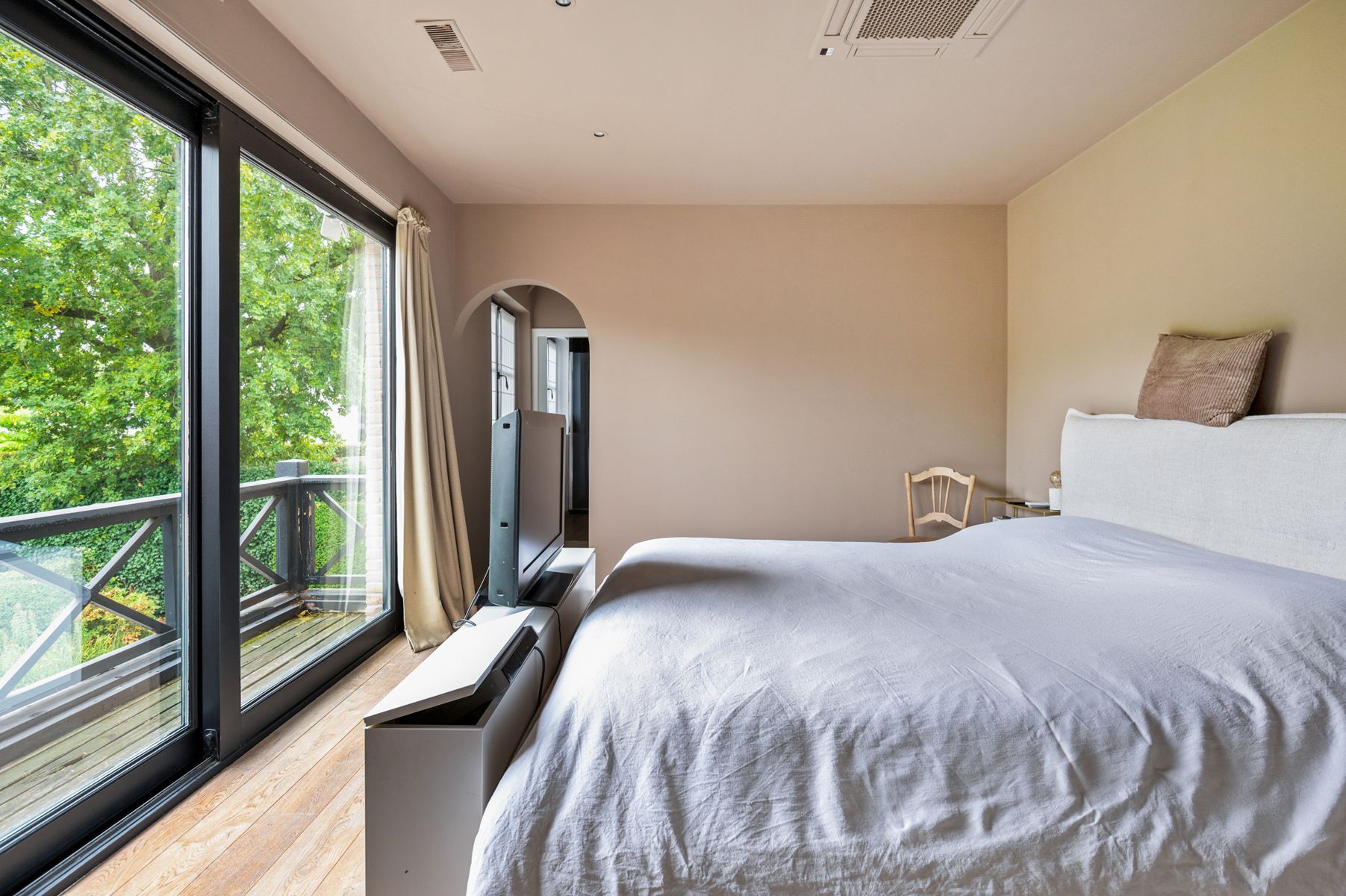 Energiezuinige villa met zwembad en poolhouse op ca.3.273 m² foto 17