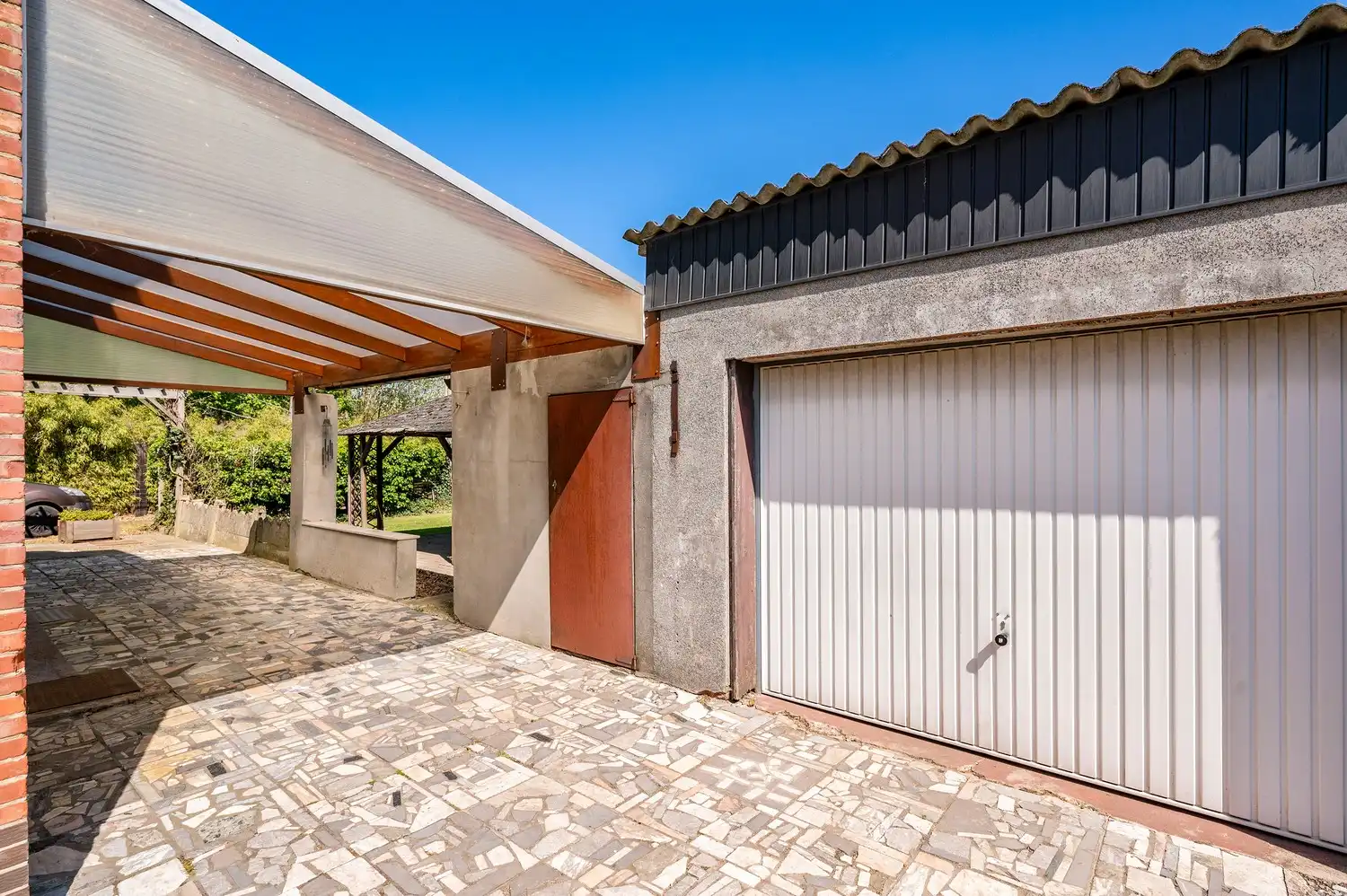 Ruime open bebouwing op landelijke toplocatie foto 32