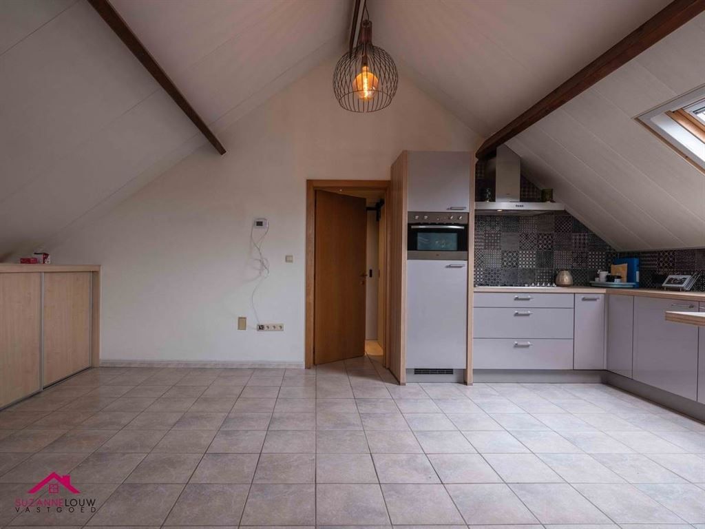 Gerenoveerde vrijstaande woning foto 32
