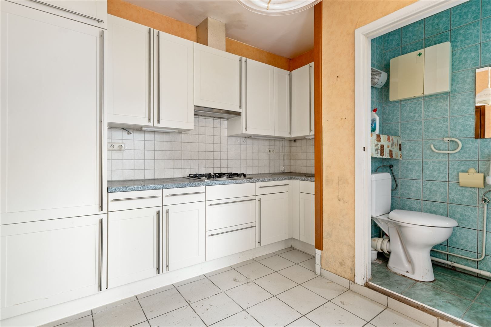 Grondig te renoveren woning in Ekerse dorpskern. foto 9