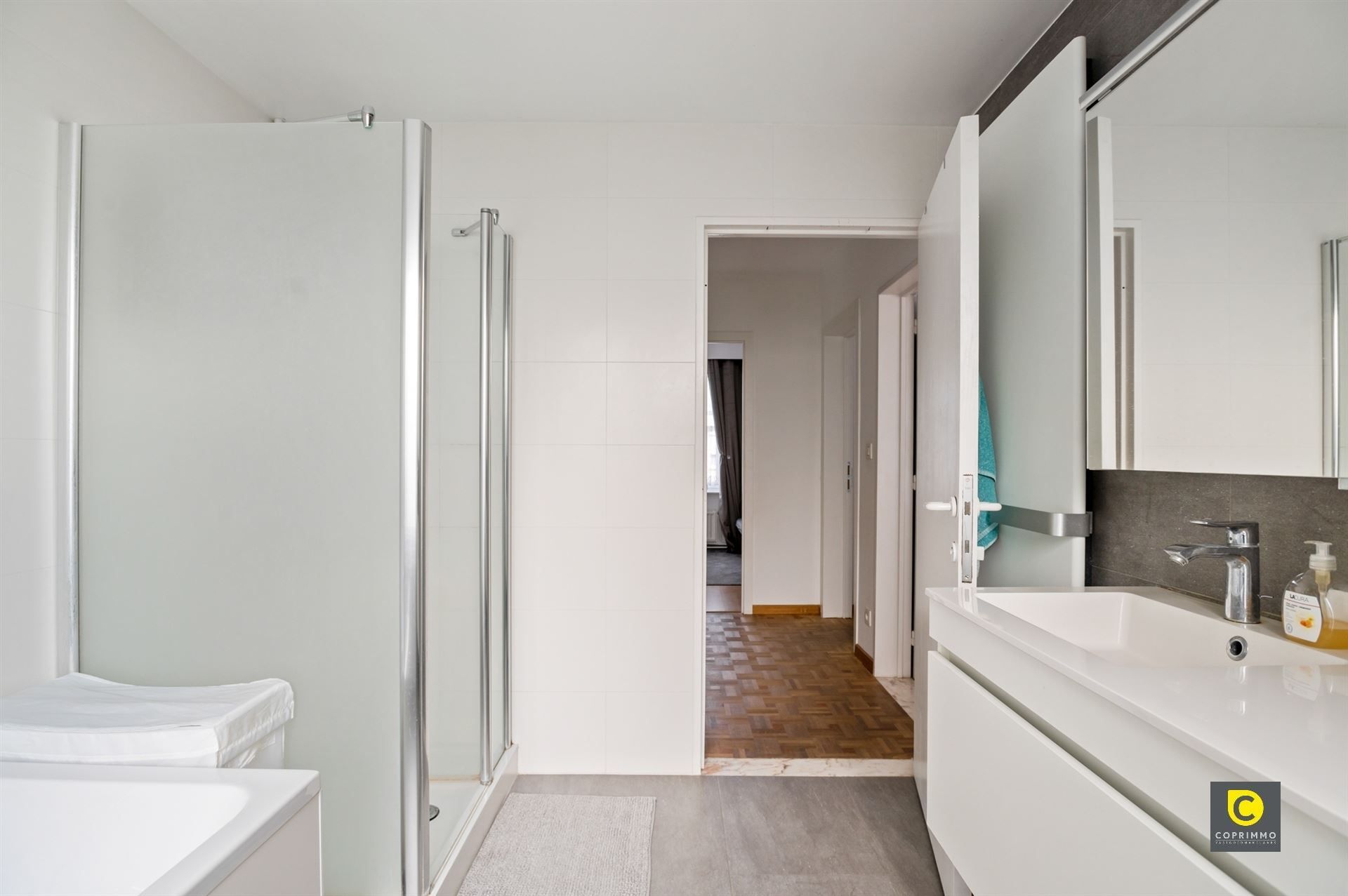 Woning met tal van mogelijkheden foto 10