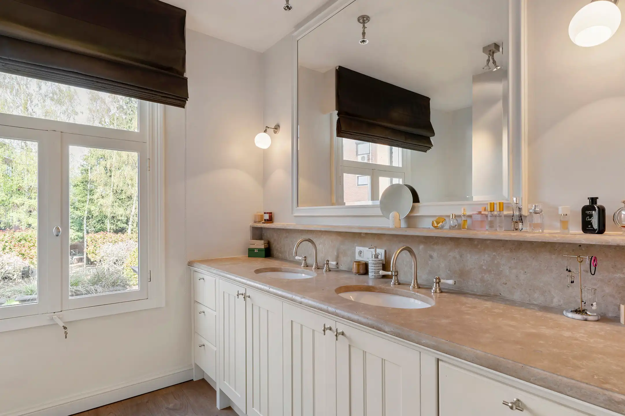 Charmant Authentiek Herenhuis in het centrum van Brasschaat! foto 12