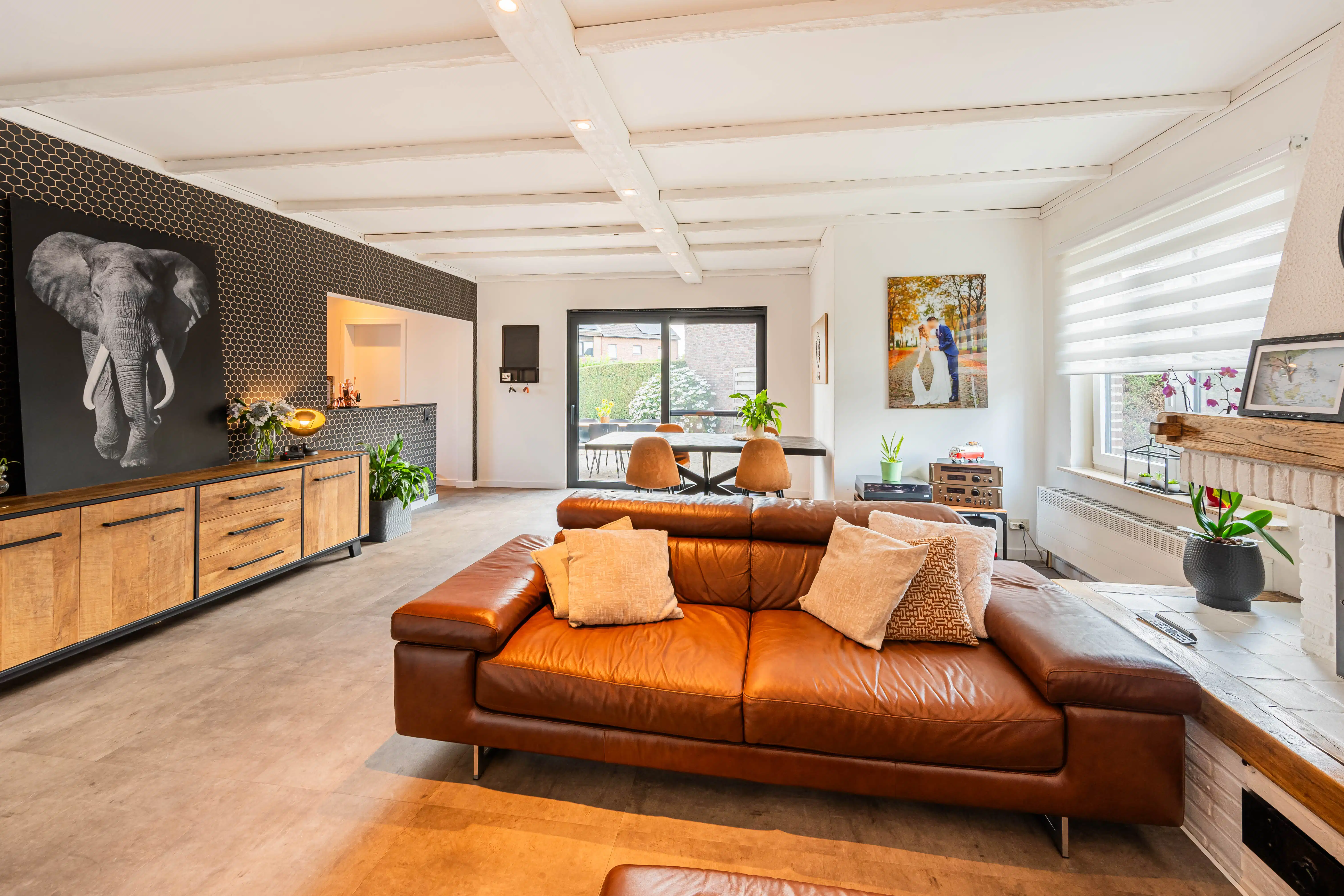 Ruime laagbouwvilla met 3 slaapkamers en zonnige tuin foto 3