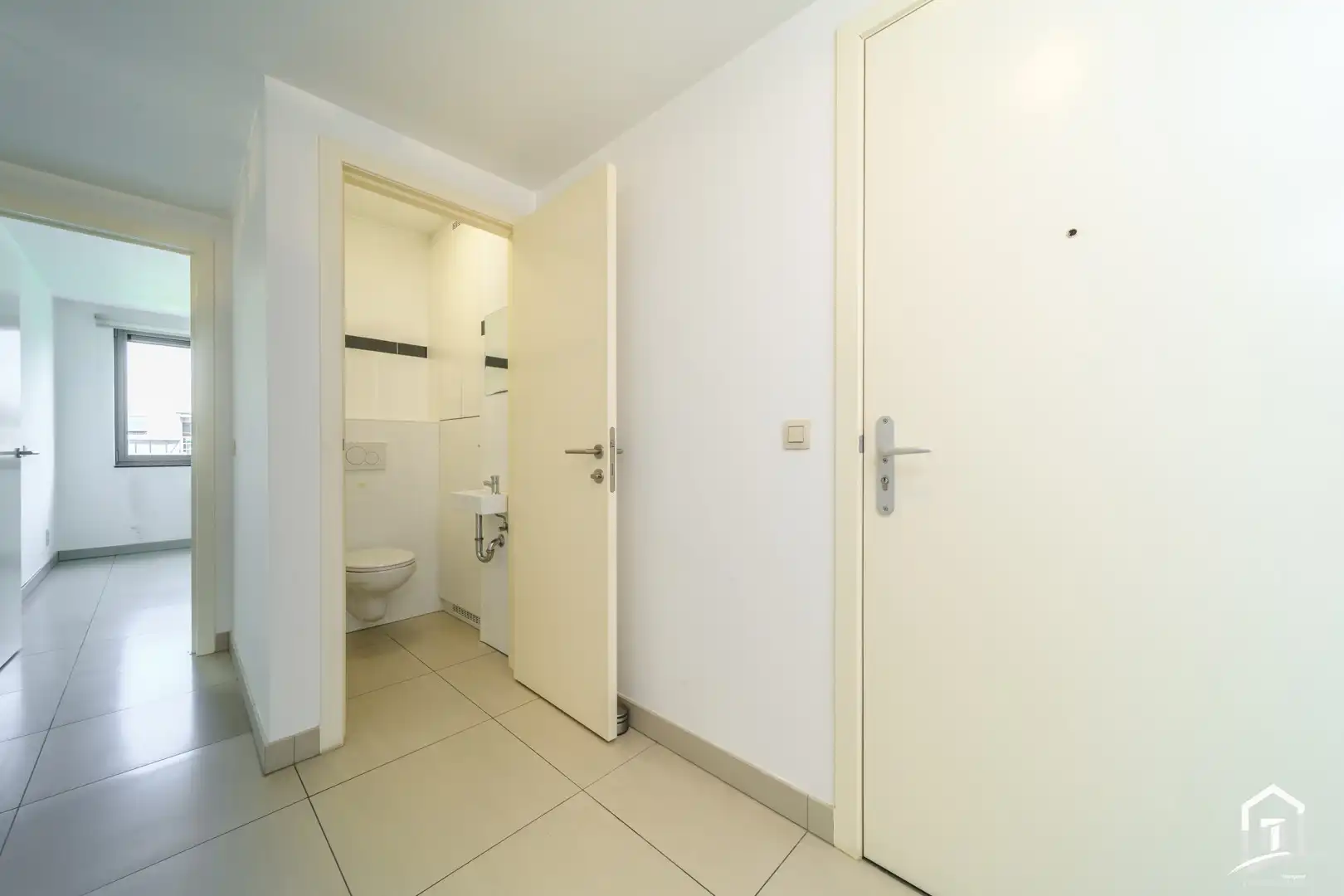 Zeer gunstig en centraal gelegen appartement in hartje Ninove foto 11