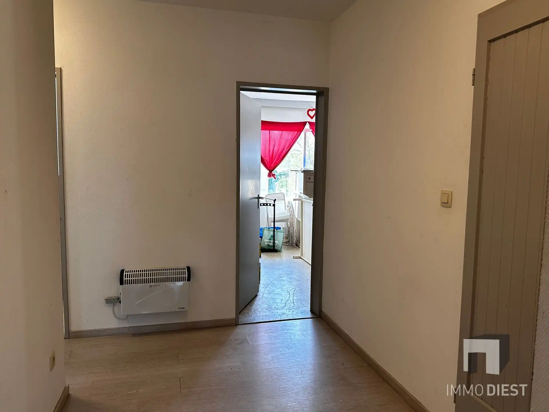Appartement met 3 slpks, garage en kelder foto 12