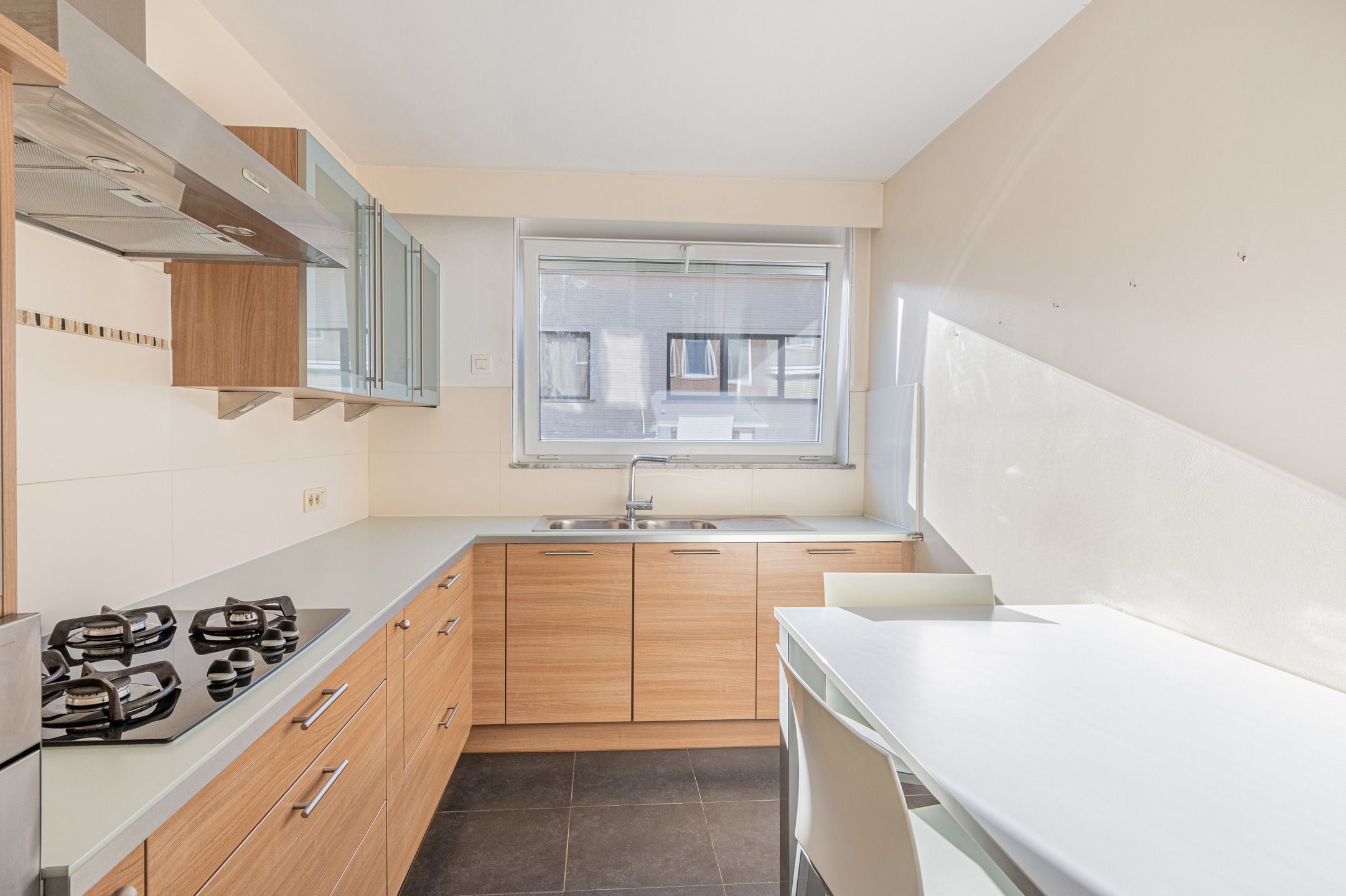 Ruim en lichtrijk 2slpk app in hartje Mechelen foto 2