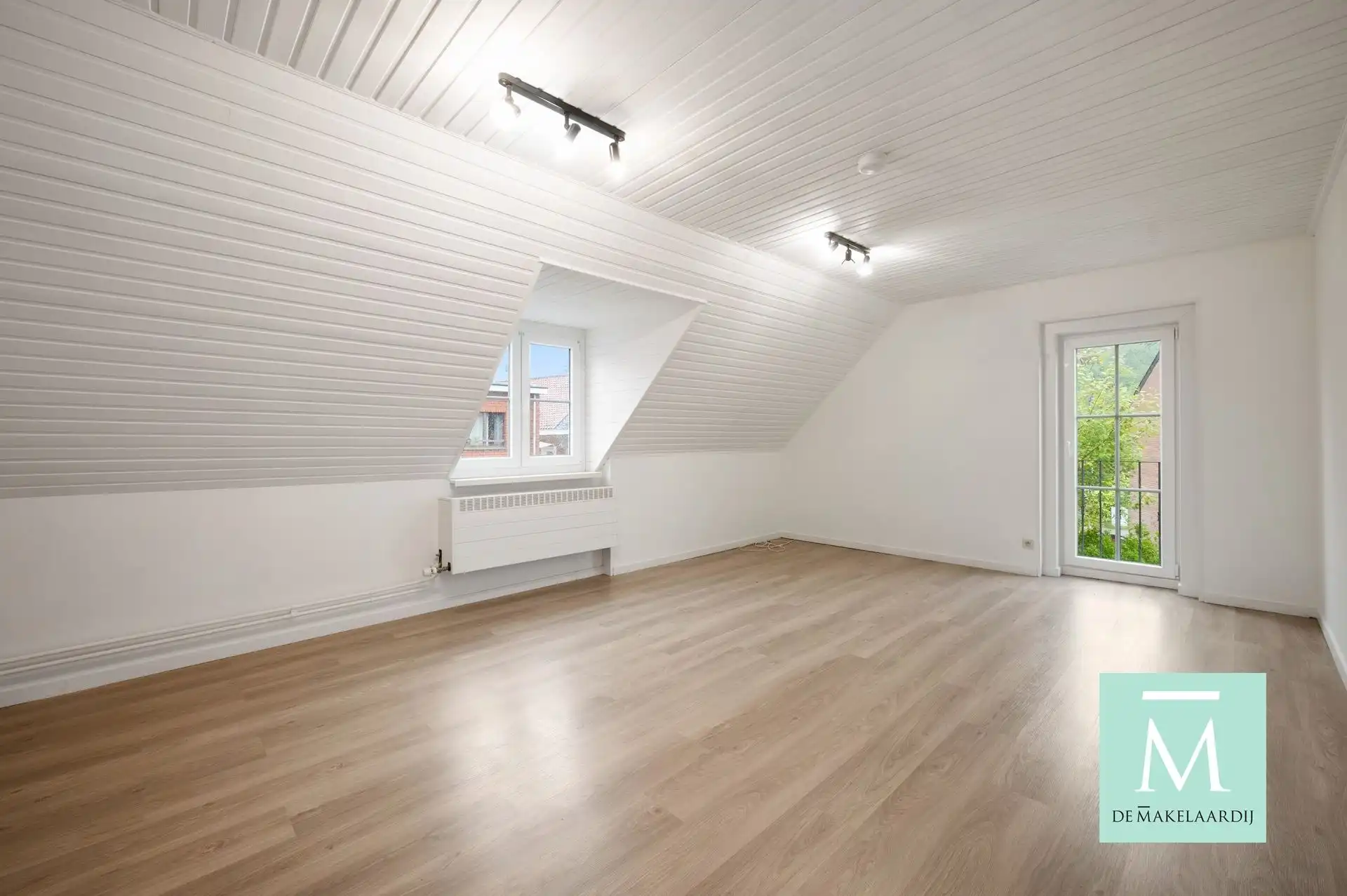 Charmante woning met 3 slaapkamers te Overijs foto 13