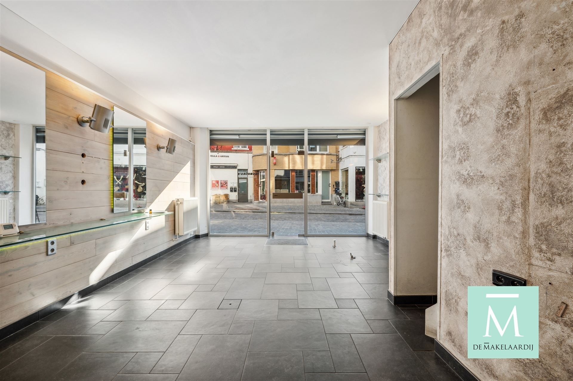 Handelspand met appartement gelegen op toplocatie in Mechelen foto 4