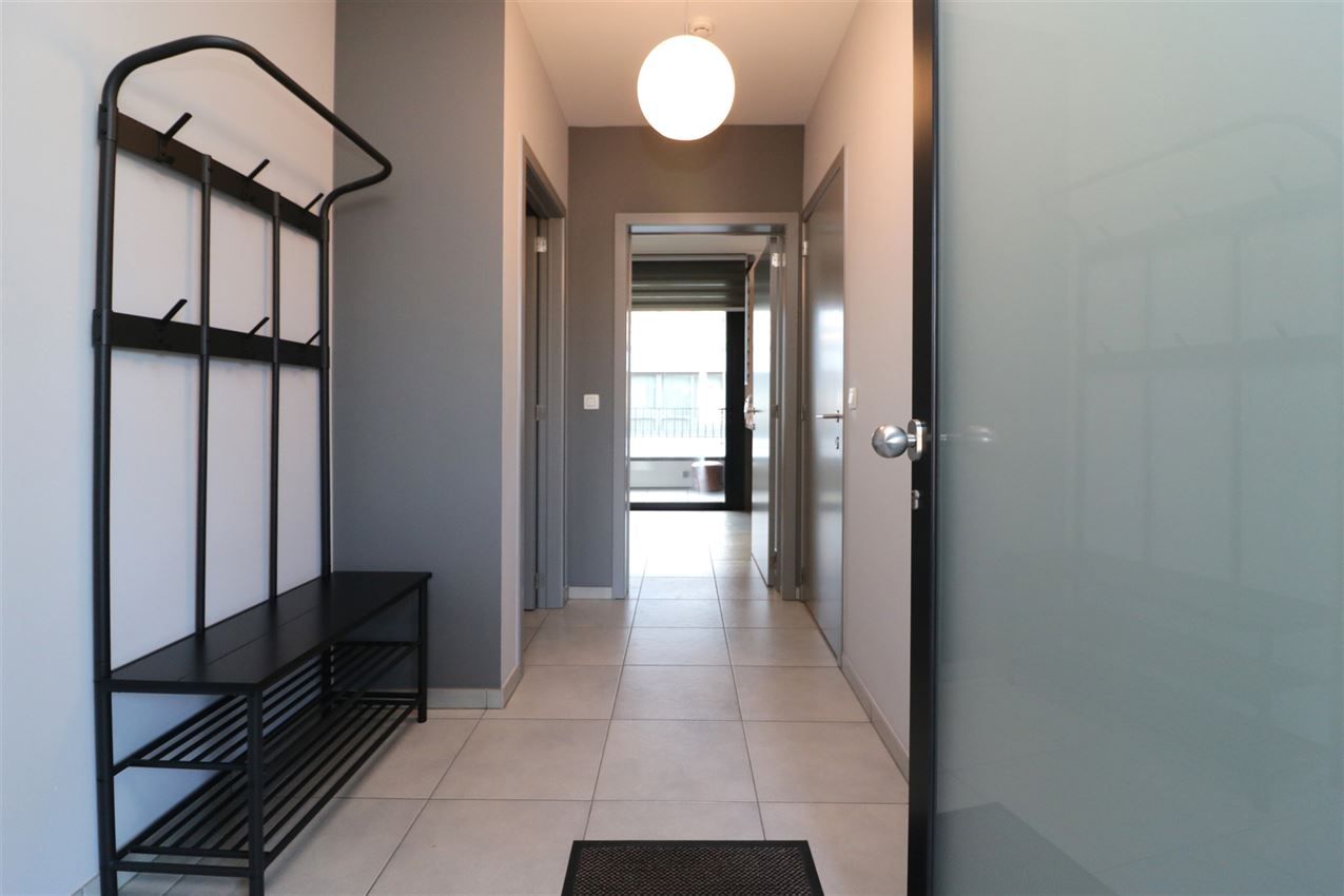 Appartement, 1ste verdieping, volle centrum, terras, 1 ruime slpk foto 2