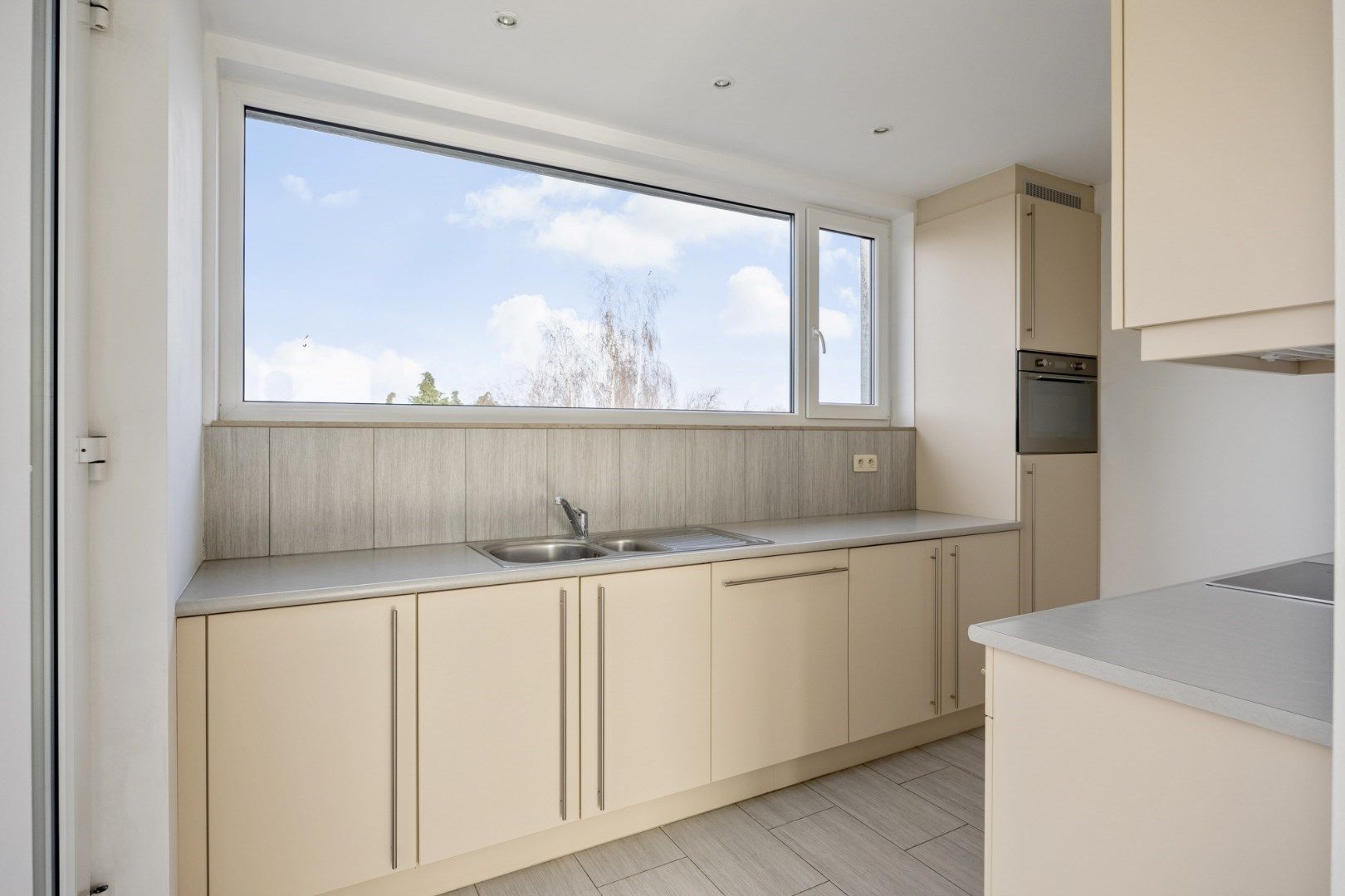 Luxe penthouse appartement te Hasselt/Kermt foto 10